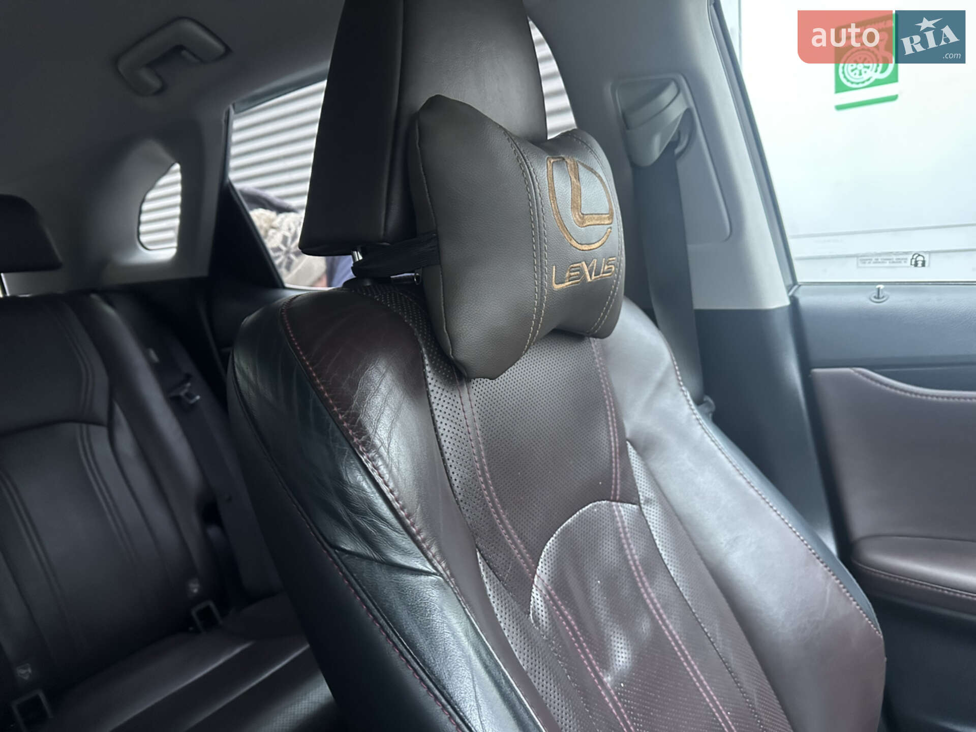 Lexus RX 2018 VIN JTJBAMCA302048207 фото оголошення 41 з 44