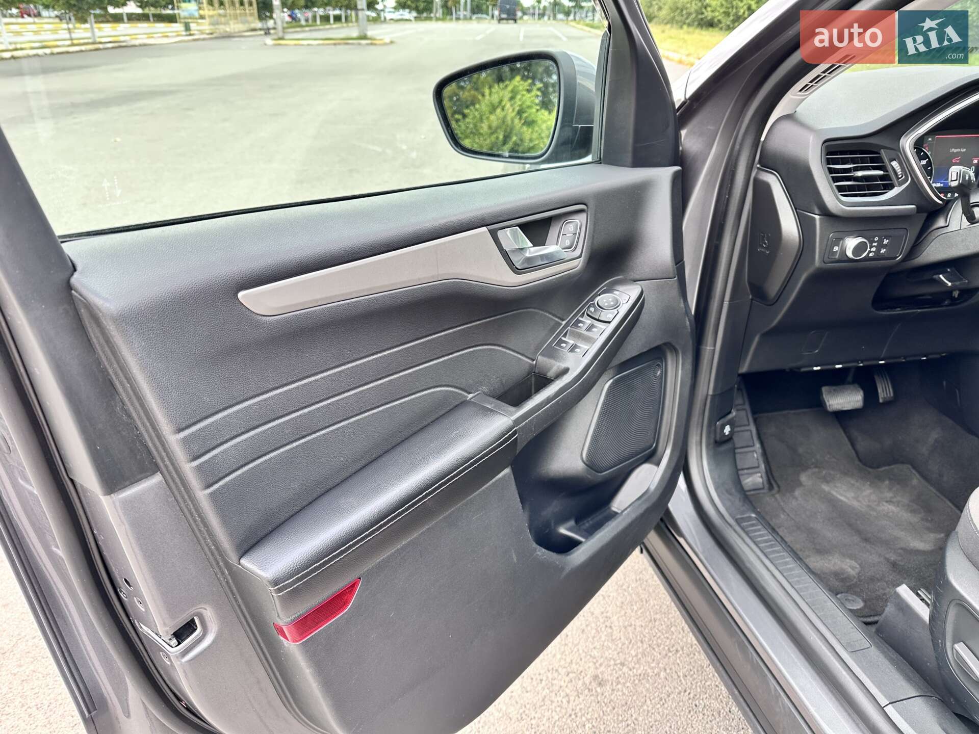 Ford Escape 2021 VIN 1FMCU0BZ0MUA50629 фото оголошення 13 з 20
