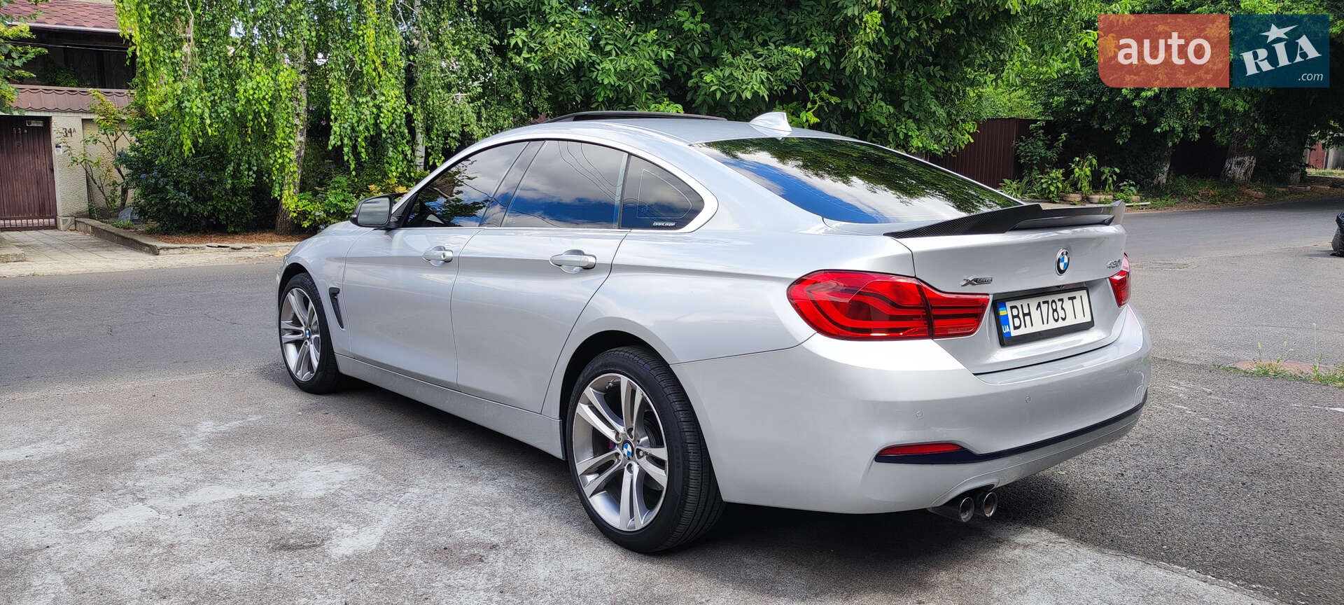 BMW 4 Series Gran Coupe 2018 VIN WBA4J3C51KBL06166 фото оголошення 15 з 145