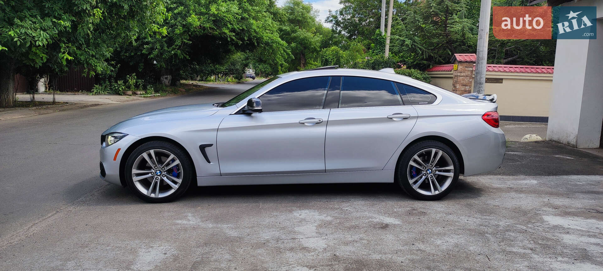 BMW 4 Series Gran Coupe 2018 VIN WBA4J3C51KBL06166 фото оголошення 21 з 145