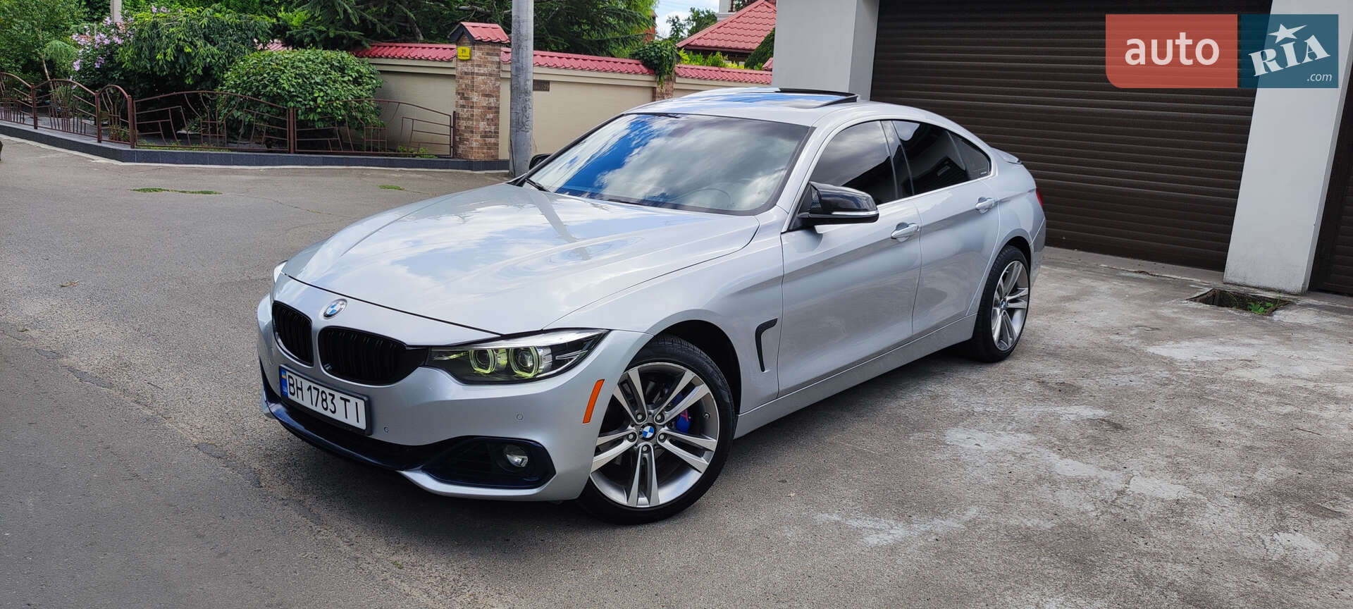 BMW 4 Series Gran Coupe 2018 VIN WBA4J3C51KBL06166 фото оголошення 24 з 145