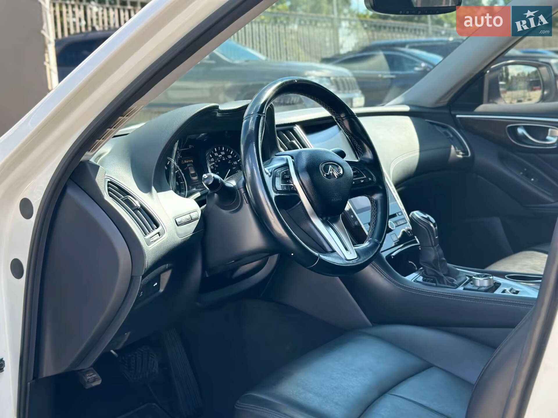 Infiniti Q50 2018 VIN JN1EV7AR8KM554429 фото оголошення 10 з 16