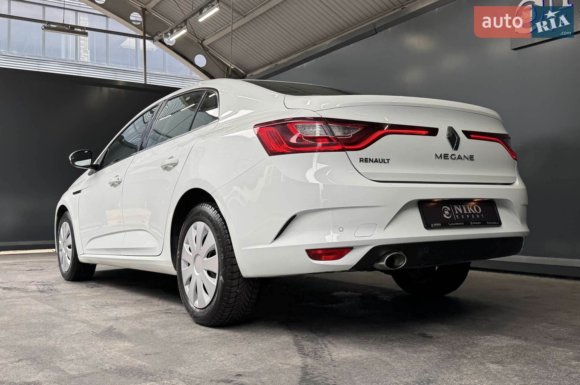 Renault Megane 2018 VIN VF1RFB00861178337 фото оголошення 12 з 41