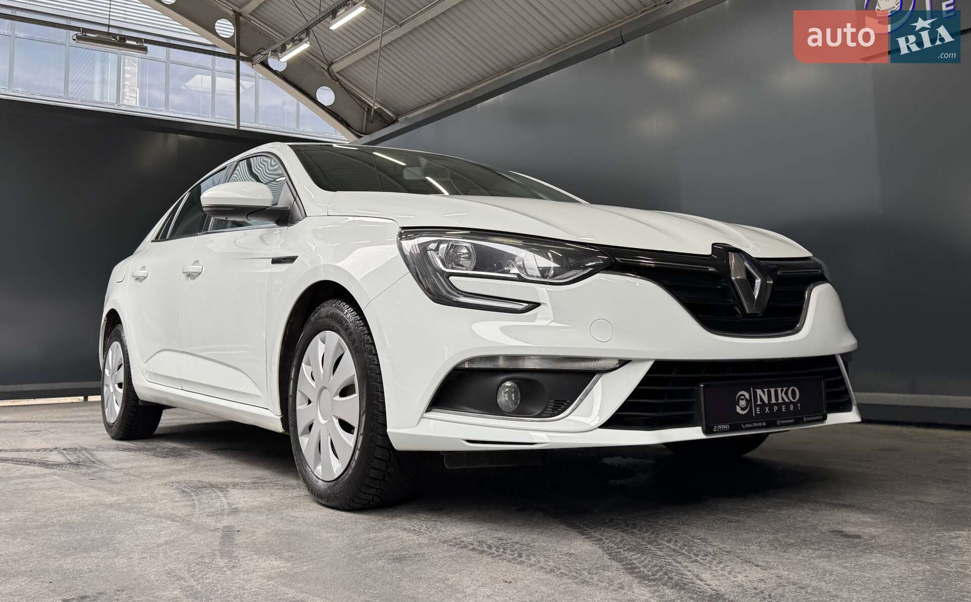 Renault Megane 2018 VIN VF1RFB00861178337 фото оголошення 22 з 41