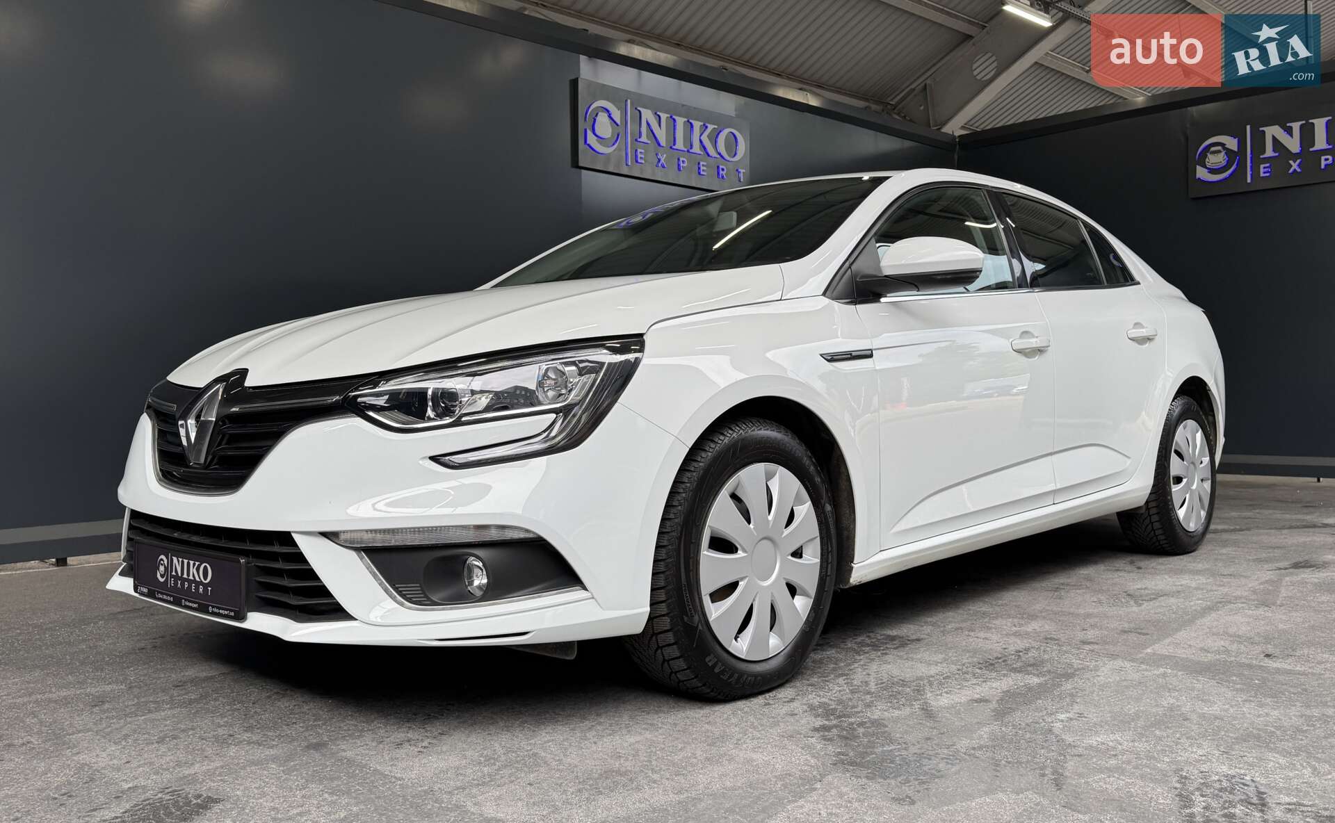 Renault Megane 2018 VIN VF1RFB00861178337 фото оголошення 4 з 41