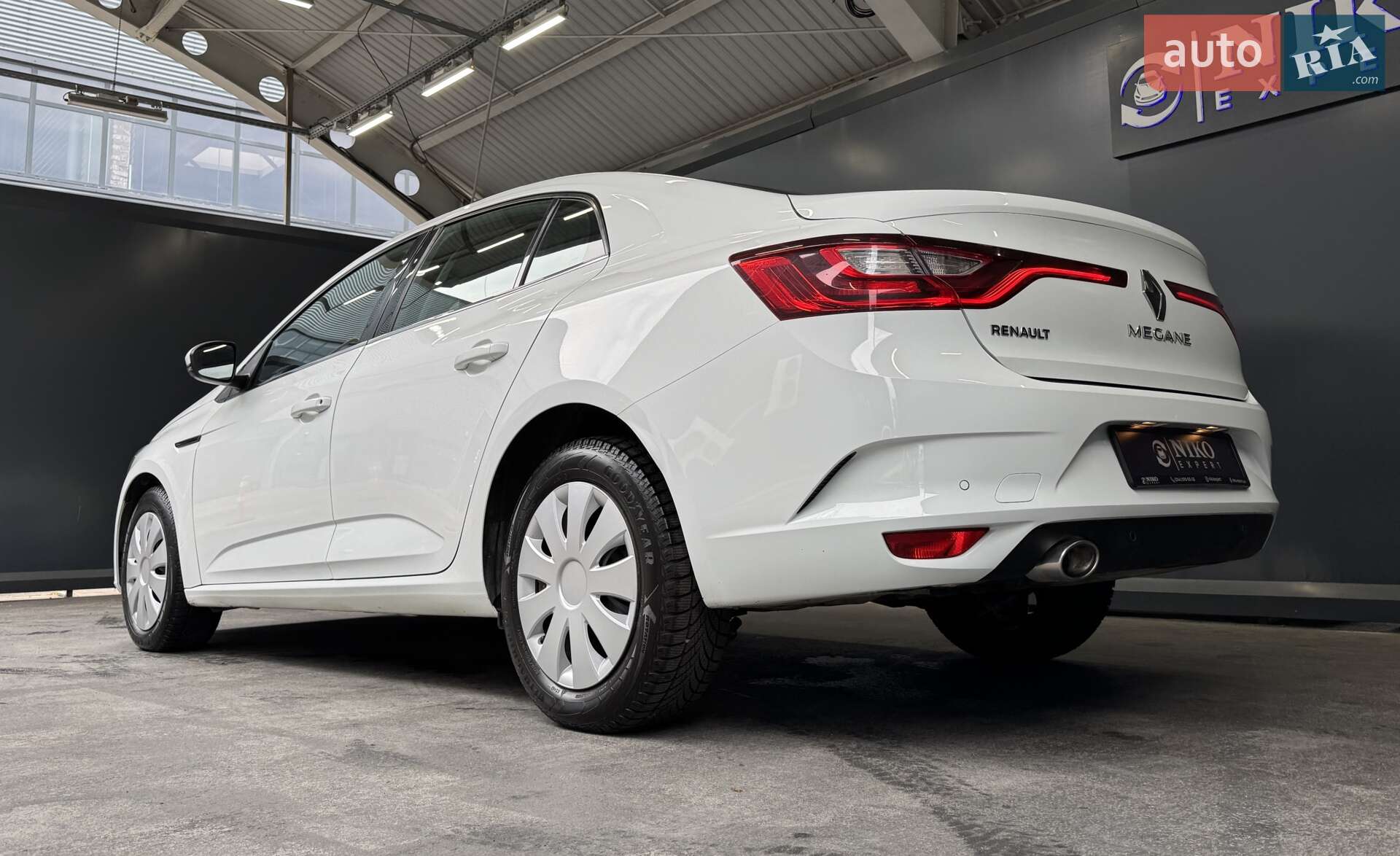 Renault Megane 2018 VIN VF1RFB00861178337 фото оголошення 10 з 41