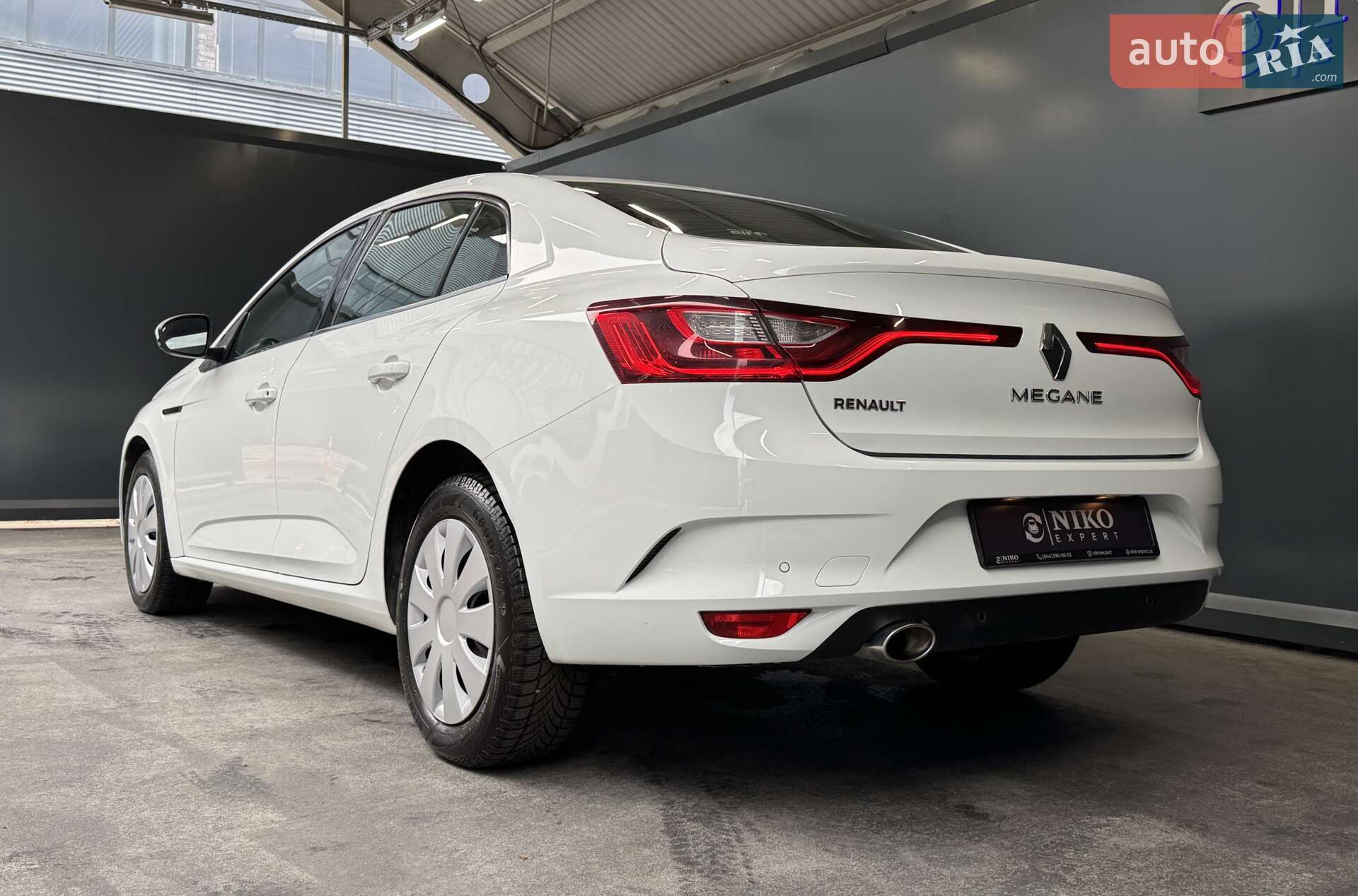 Renault Megane 2018 VIN VF1RFB00861178337 фото оголошення 11 з 41
