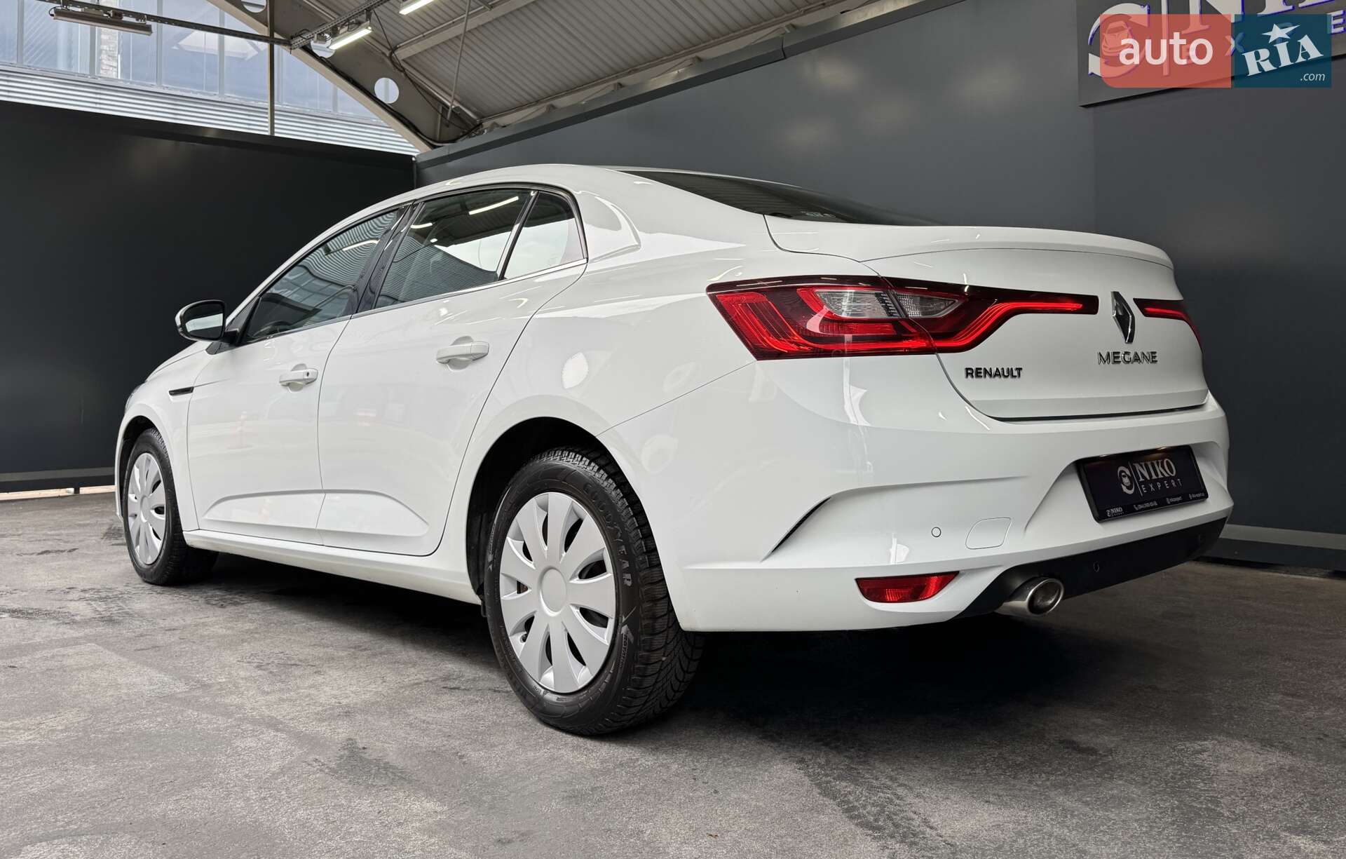 Renault Megane 2018 VIN VF1RFB00861178337 фото оголошення 9 з 41