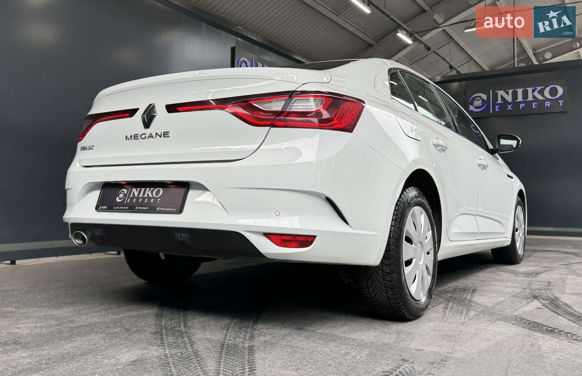 Renault Megane 2018 VIN VF1RFB00861178337 фото оголошення 14 з 41