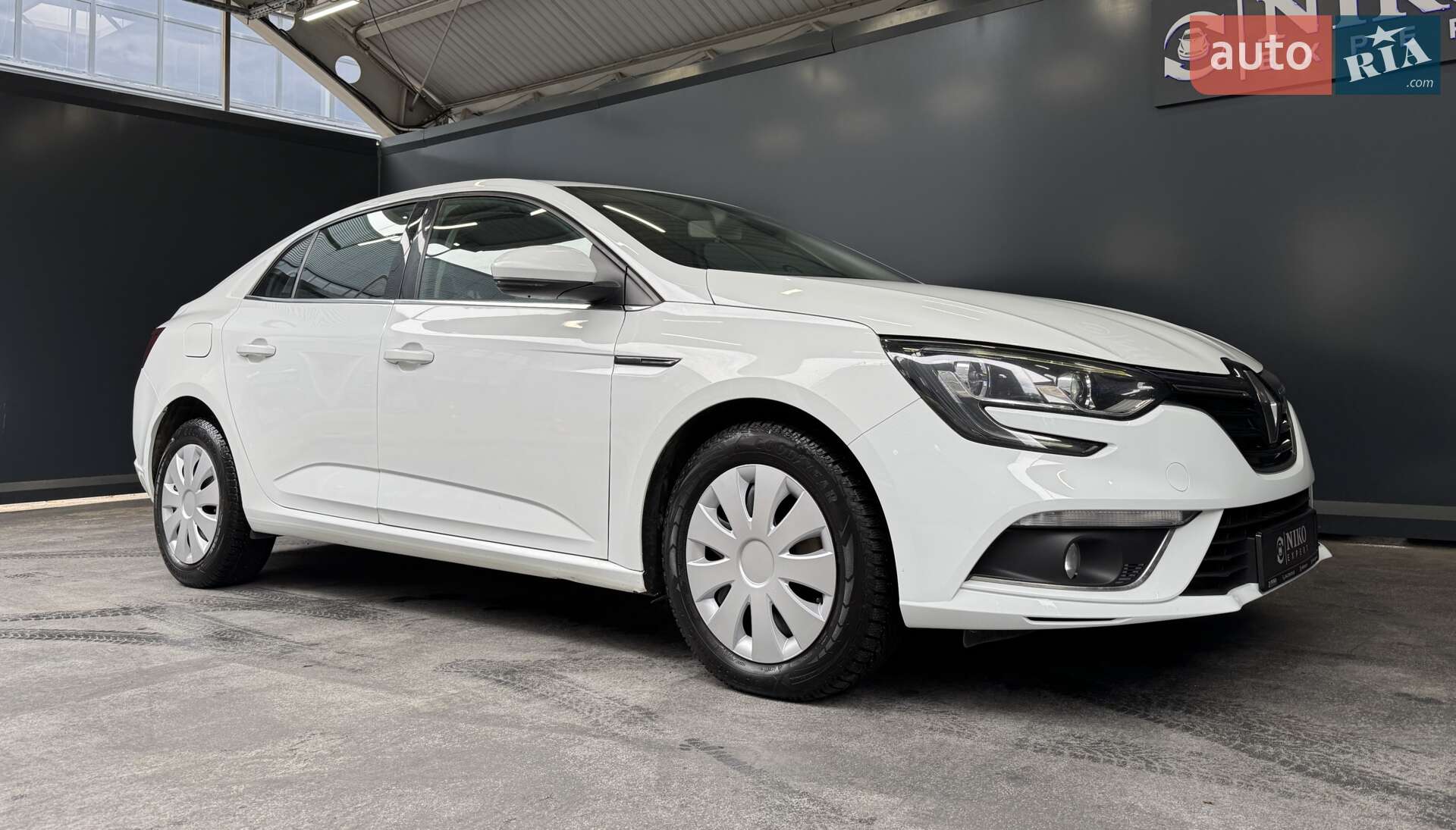 Renault Megane 2018 VIN VF1RFB00861178337 фото оголошення 20 з 41