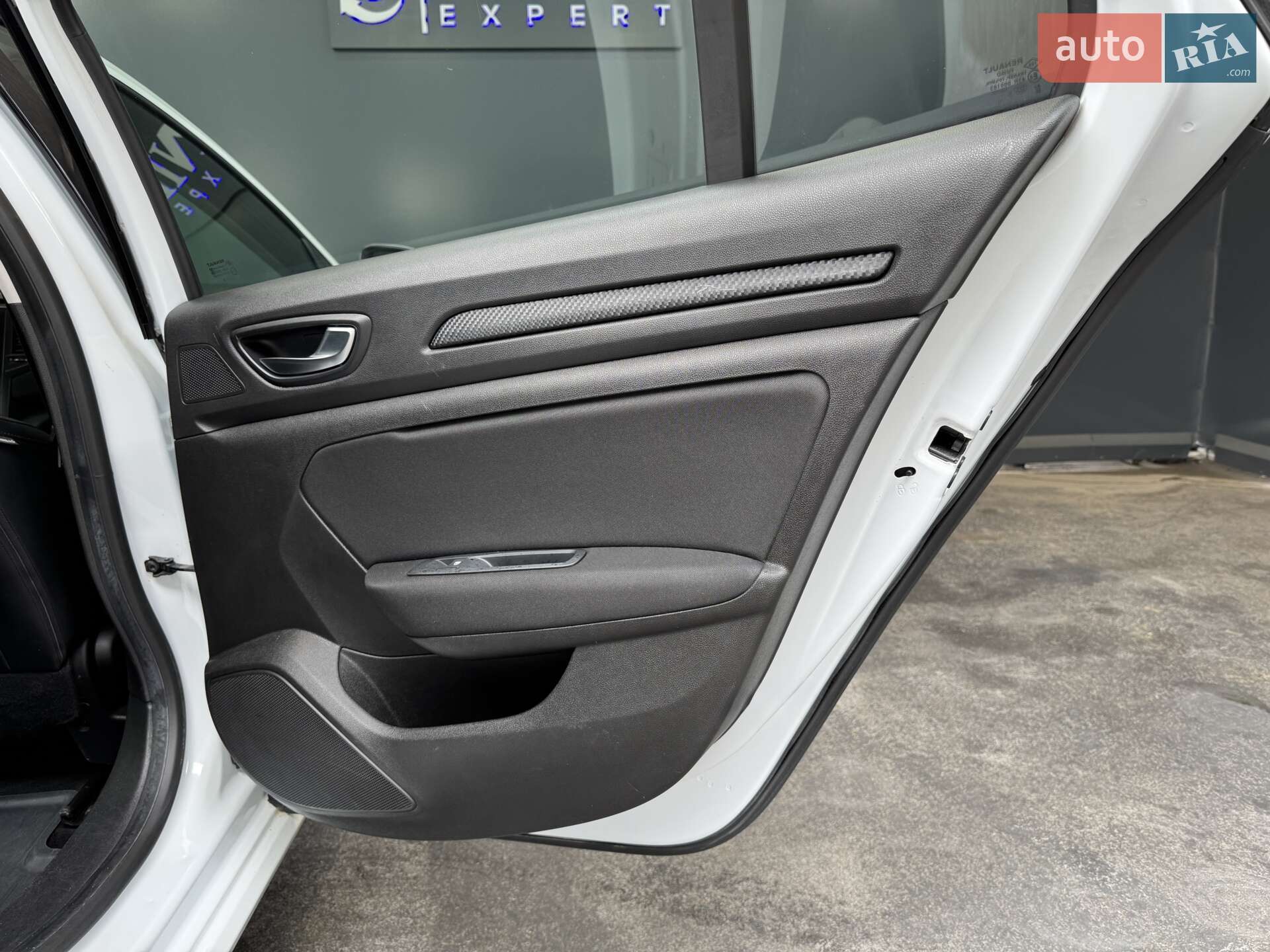 Renault Megane 2018 VIN VF1RFB00861178337 фото оголошення 40 з 41
