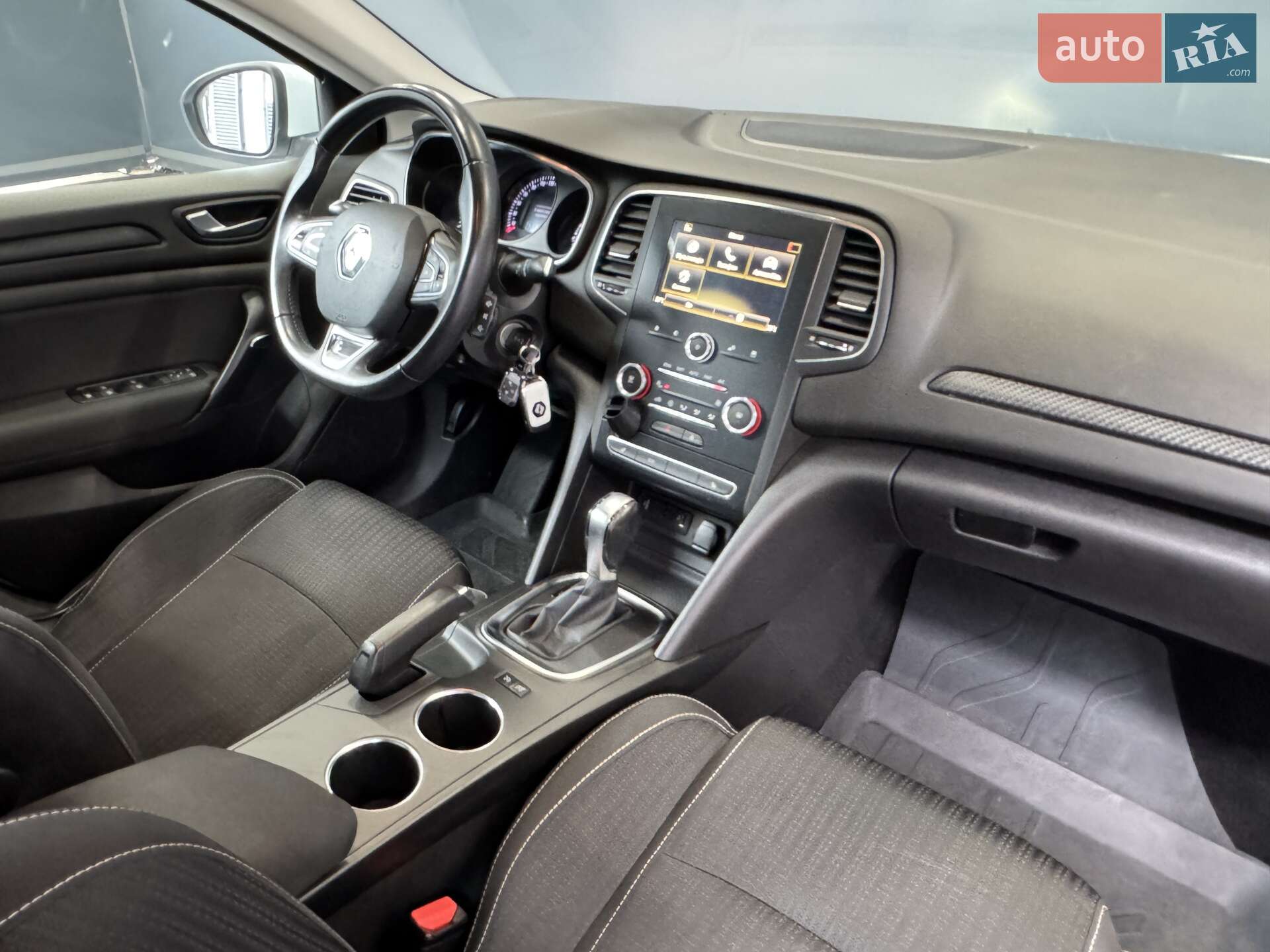Renault Megane 2018 VIN VF1RFB00861178337 фото оголошення 32 з 41