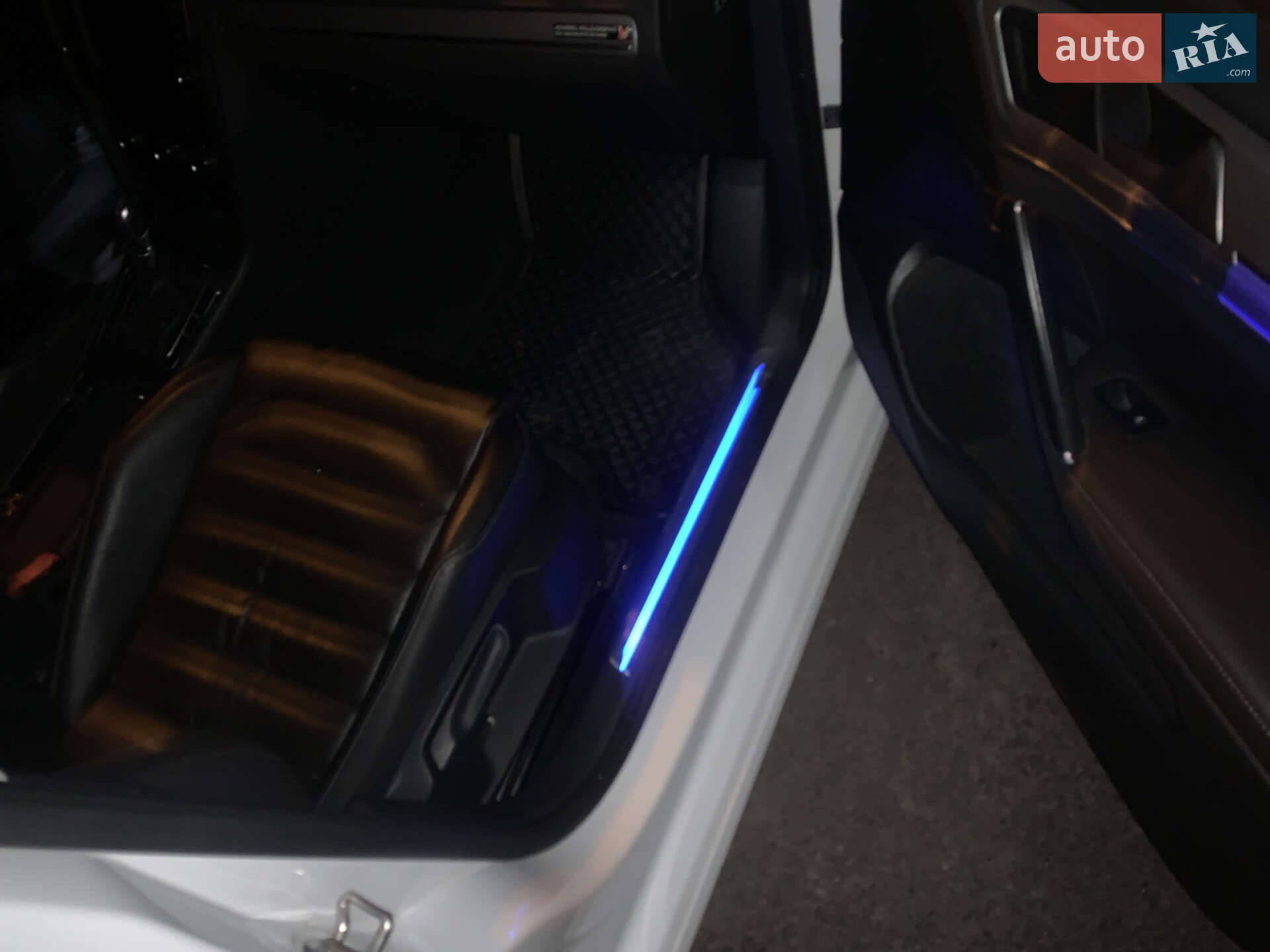 Volkswagen e-Golf 2015 VIN WVWZZZAUZFW910542 фото оголошення 32 з 33