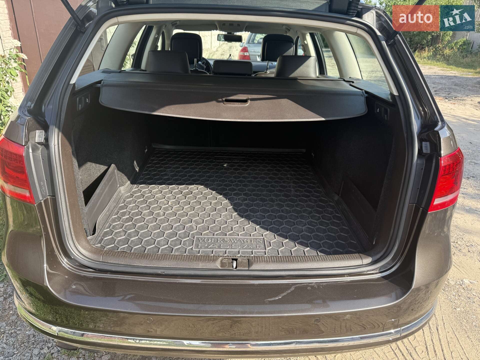 Volkswagen Passat 2012 VIN WVWZZZ3CZDE063690 фото оголошення 10 з 13
