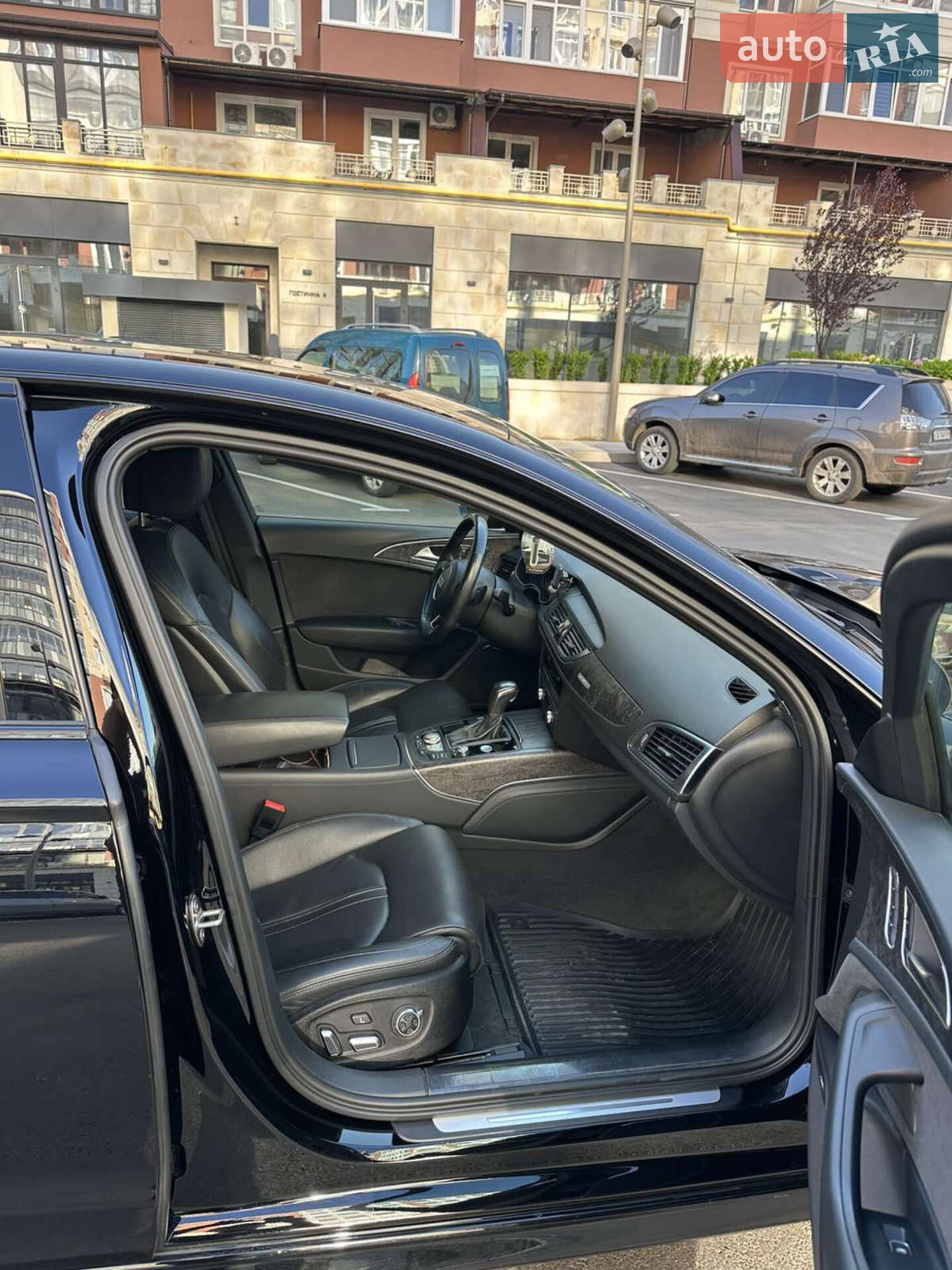 Audi A6 2017 VIN WAUH3BFCXJN031104 фото оголошення 10 з 16