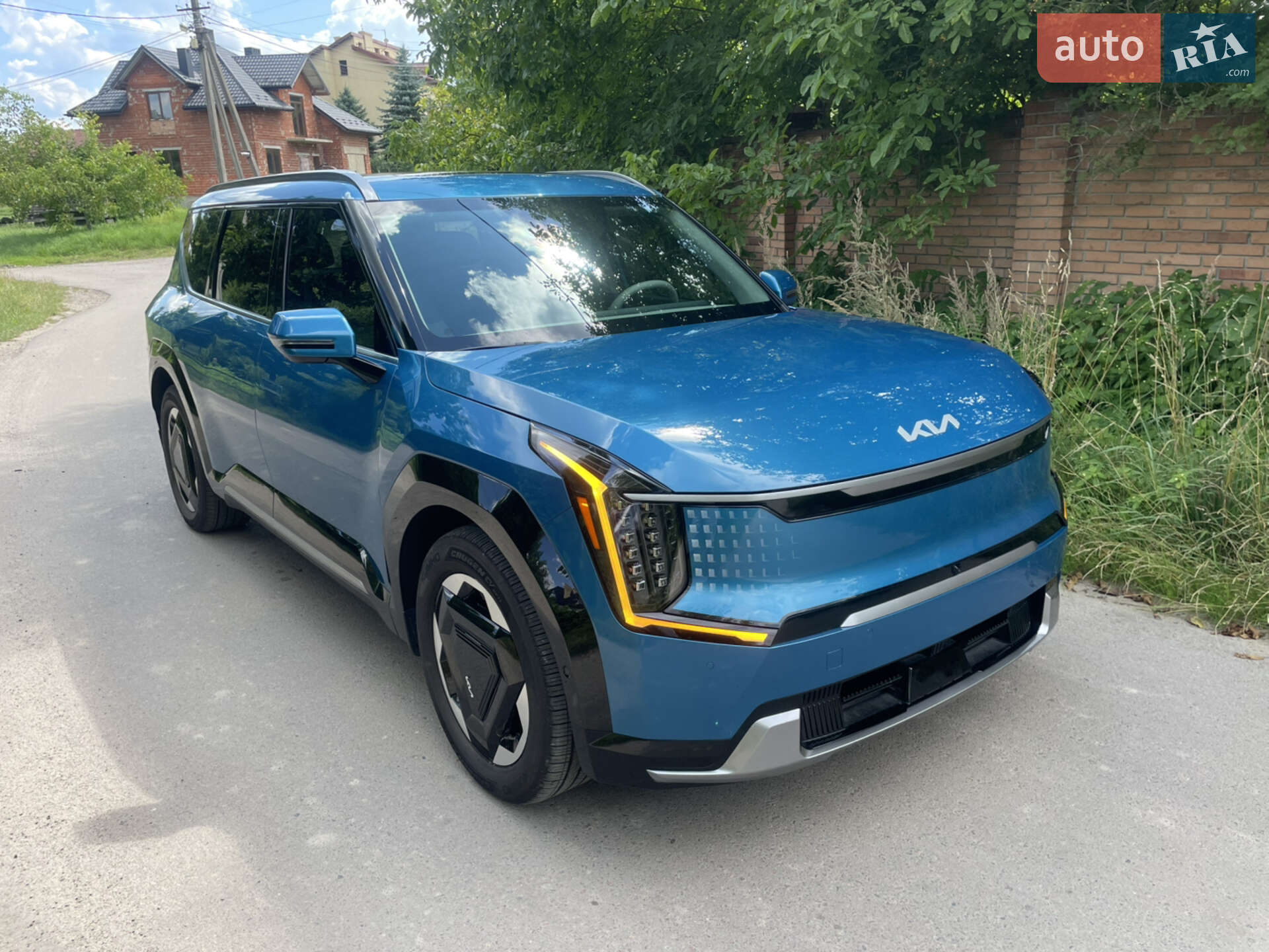 Kia EV9 2023 VIN KNDADFS54R6034361 фото оголошення 2 з 39