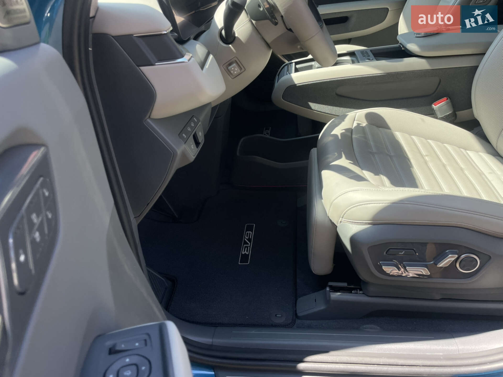 Kia EV9 2023 VIN KNDADFS54R6034361 фото оголошення 23 з 39