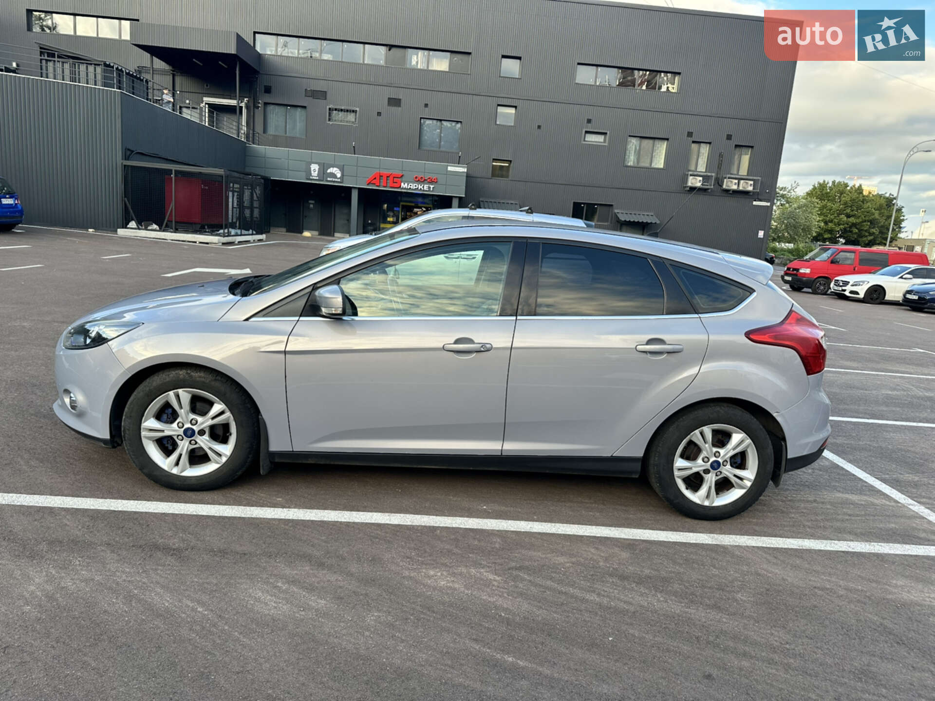 Ford Focus 2013 VIN WF0KXXGCBKDA28992 фото оголошення 6 з 19