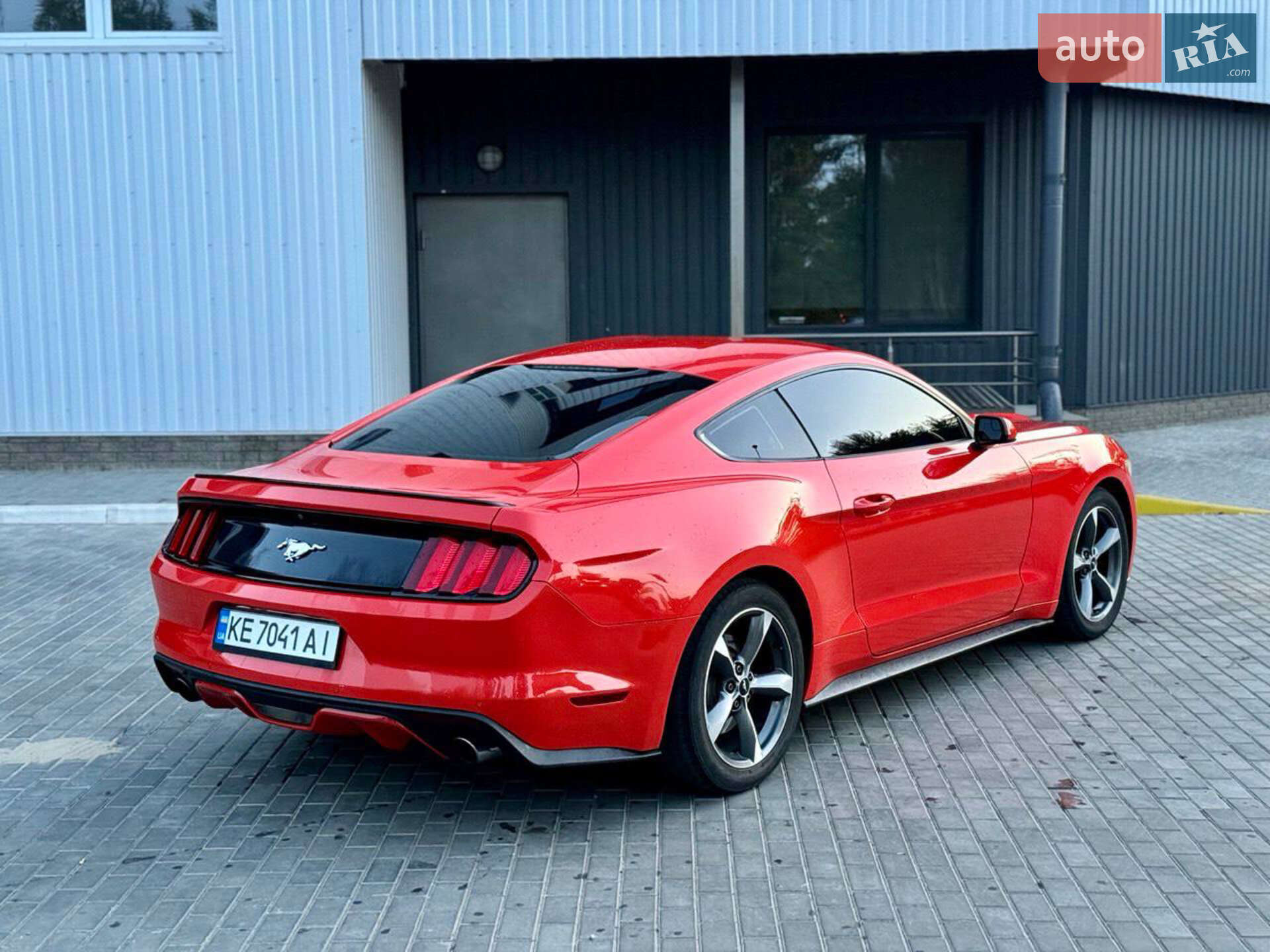 Ford Mustang 2016 VIN 1FA6P8THXH5246855 фото оголошення 3 з 13