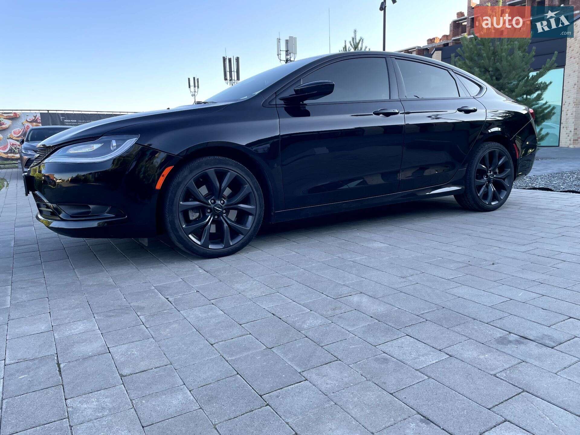 Chrysler 200 2015 VIN 1C3CCCBB4FN650955 фото оголошення 6 з 44