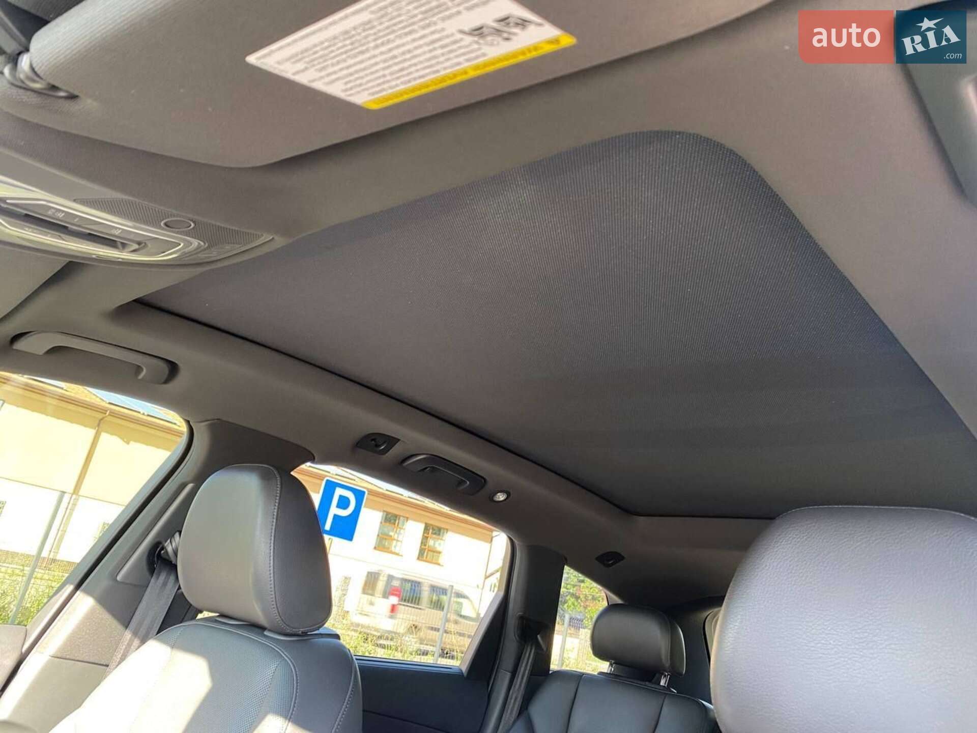 Audi Q7 2016 VIN WA1LAAF72HD037893 фото оголошення 18 з 38