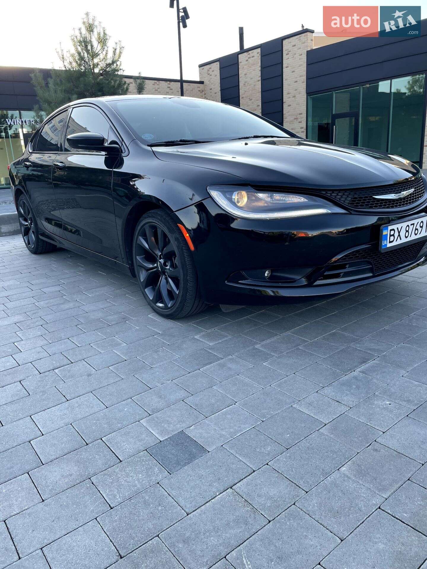 Chrysler 200 2015 VIN 1C3CCCBB4FN650955 фото оголошення 10 з 44