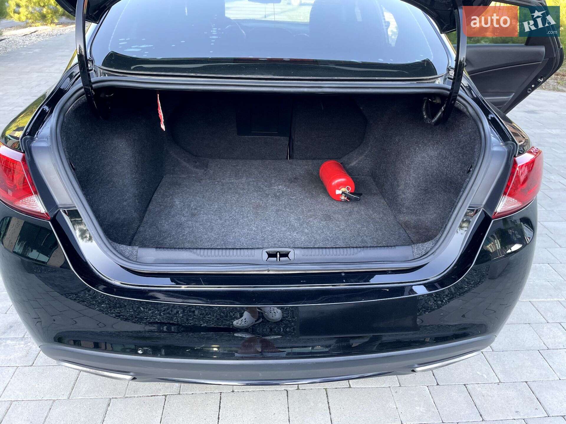 Chrysler 200 2015 VIN 1C3CCCBB4FN650955 фото оголошення 26 з 44