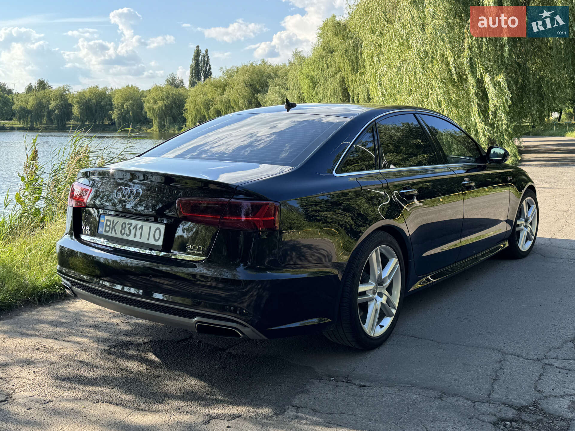 Audi A6 2015 VIN WAUFGAFC9GN125215 фото оголошення 9 з 29