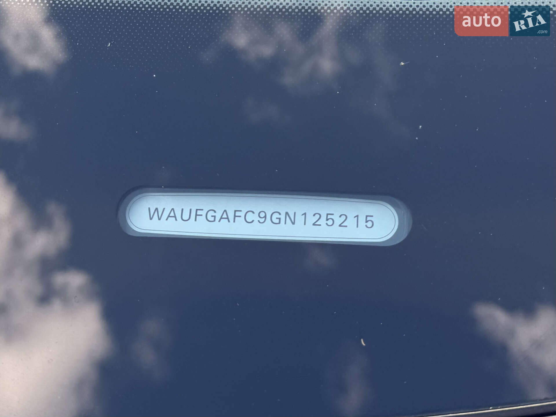 Audi A6 2015 VIN WAUFGAFC9GN125215 фото оголошення 19 з 29