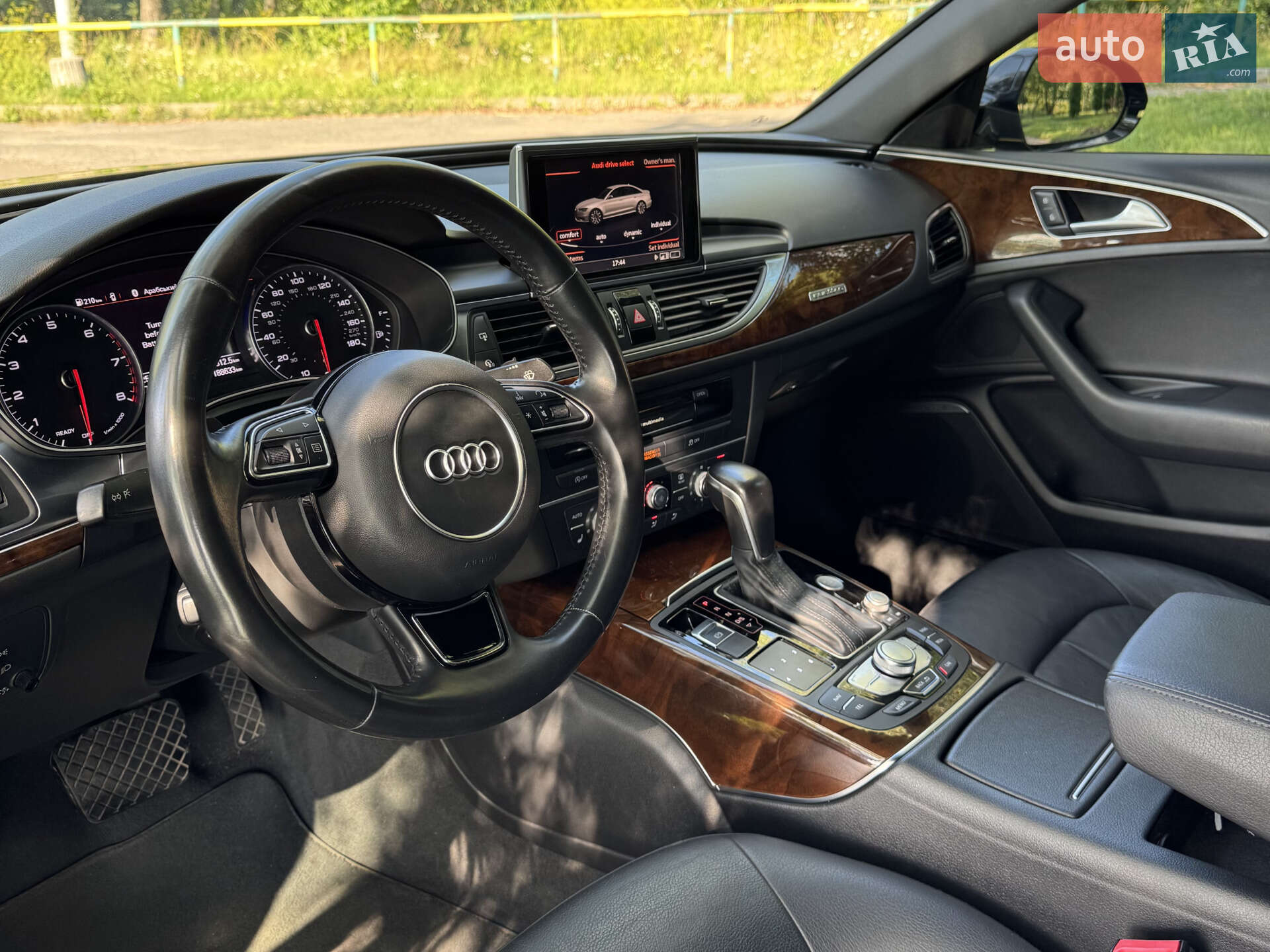 Audi A6 2015 VIN WAUFGAFC9GN125215 фото оголошення 20 з 29