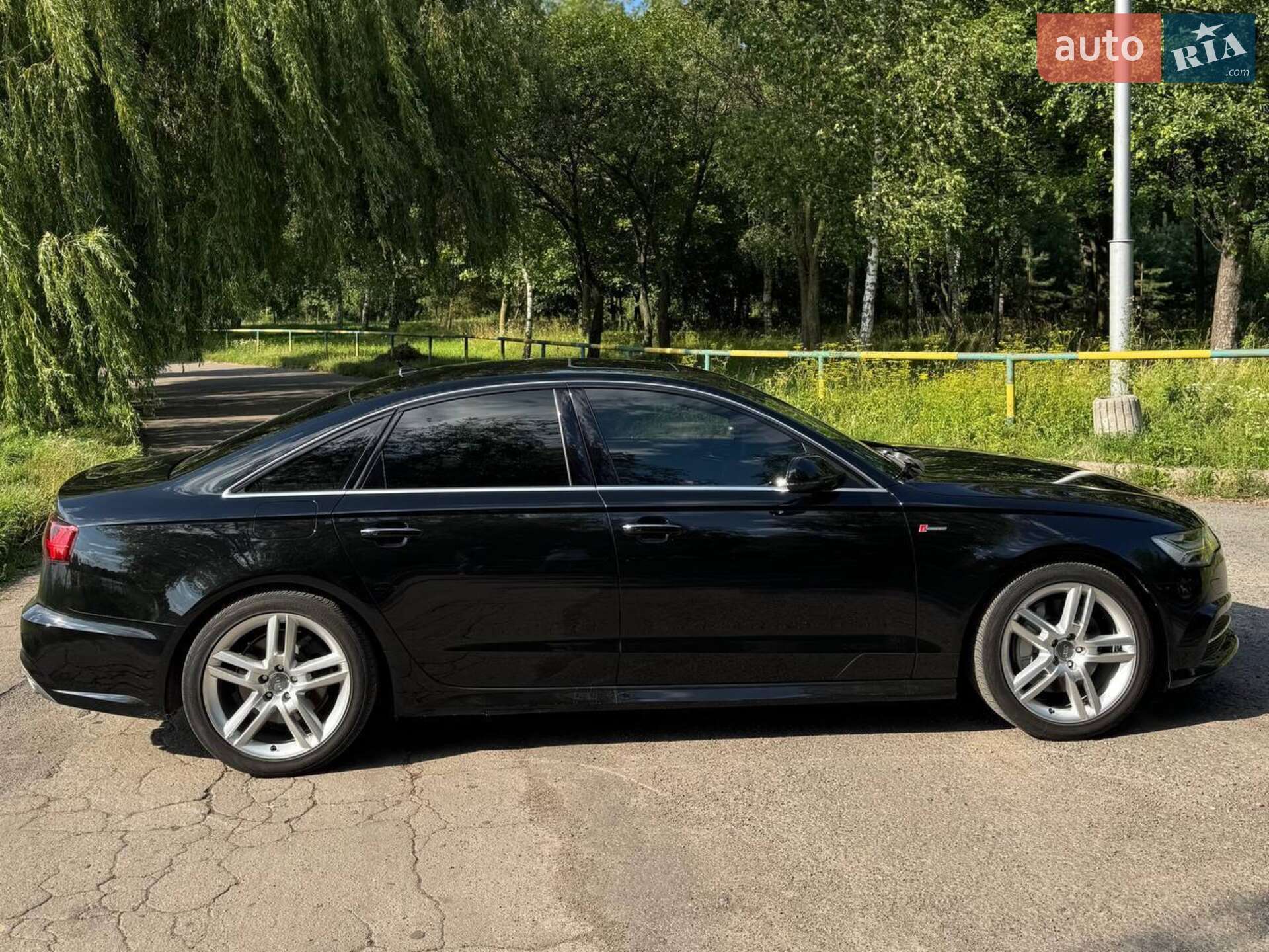 Audi A6 2015 VIN WAUFGAFC9GN125215 фото оголошення 7 з 29