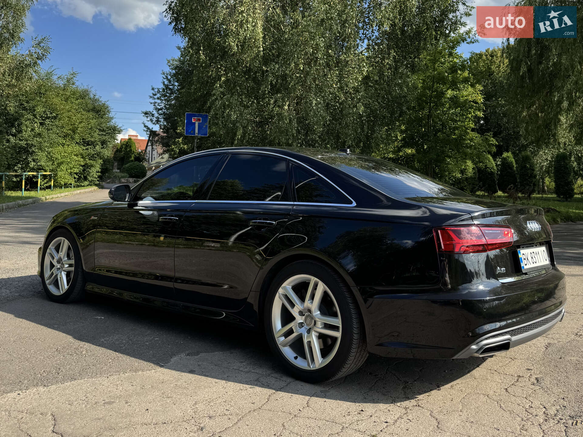 Audi A6 2015 VIN WAUFGAFC9GN125215 фото оголошення 12 з 29