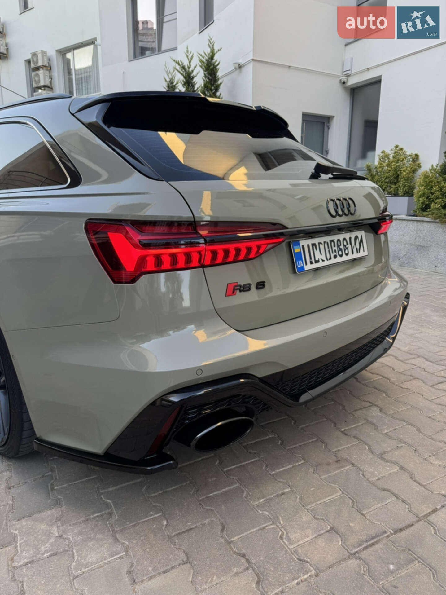 Audi RS6 2021 VIN WUAZZZF25NN901761 фото оголошення 5 з 26
