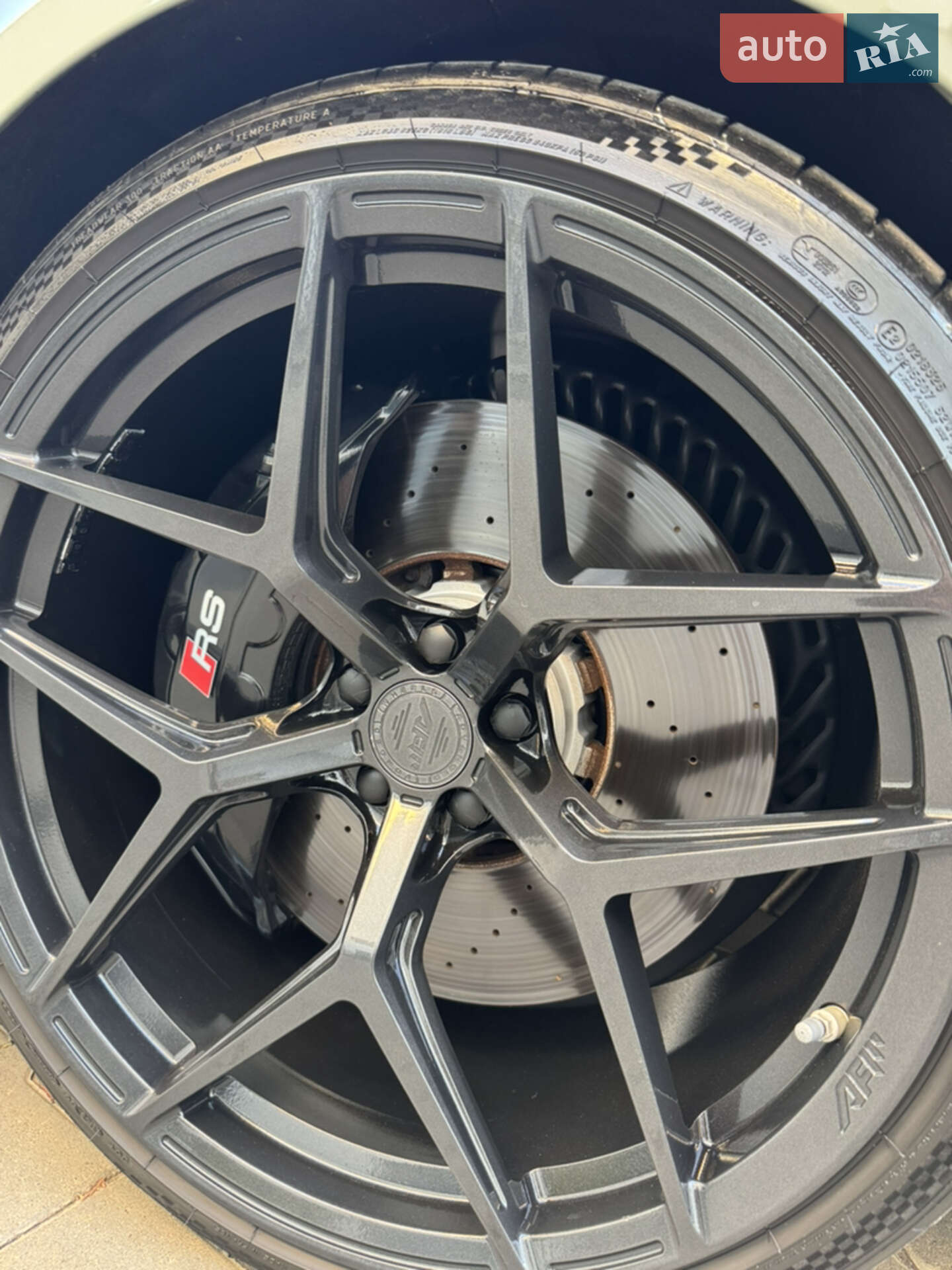 Audi RS6 2021 VIN WUAZZZF25NN901761 фото оголошення 7 з 26