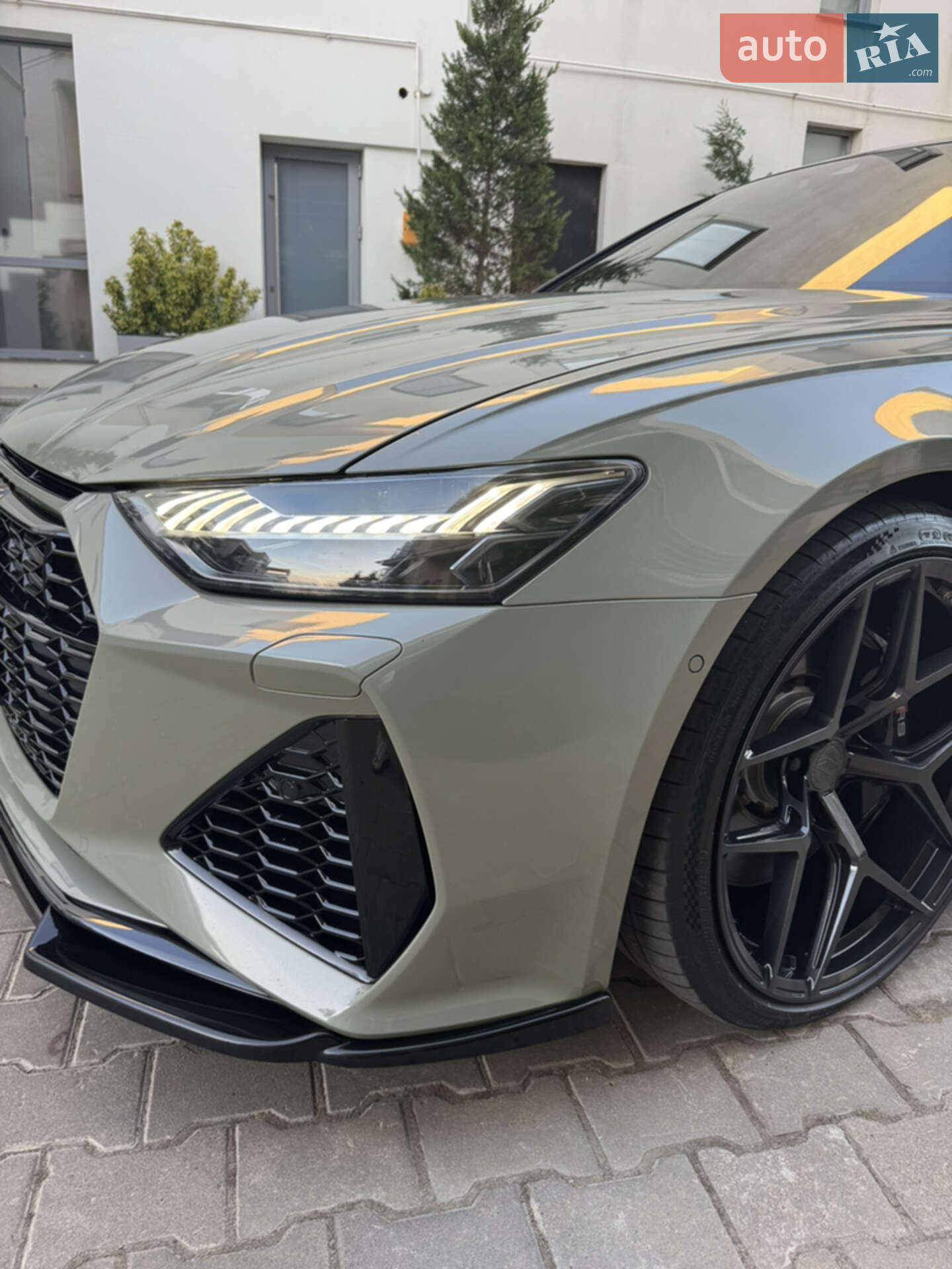 Audi RS6 2021 VIN WUAZZZF25NN901761 фото оголошення 22 з 26