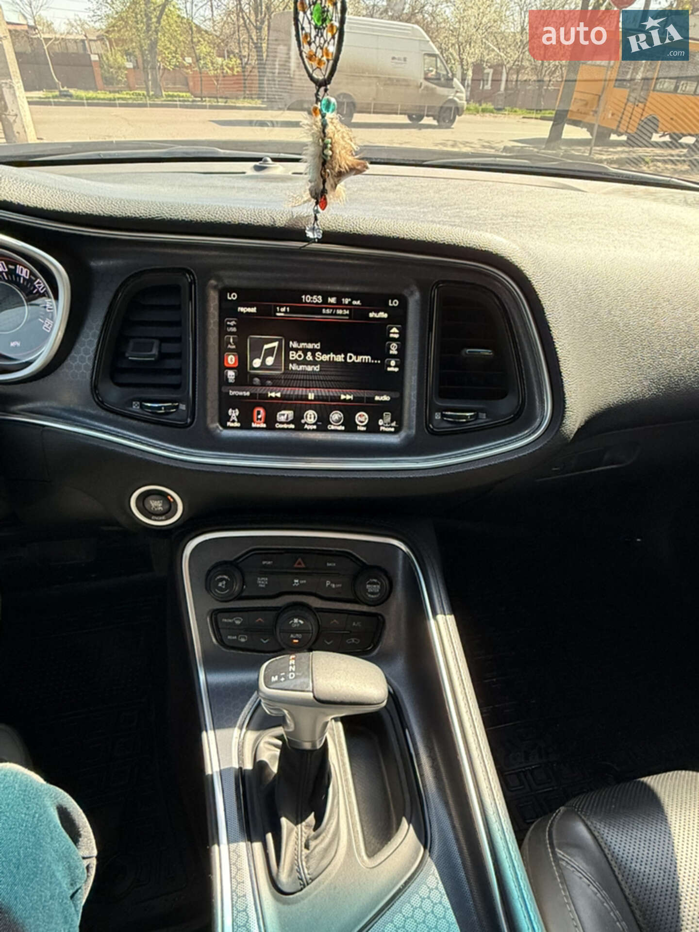 Dodge Challenger 2015 VIN 2C3CDZBG0FH910966 фото оголошення 5 з 9