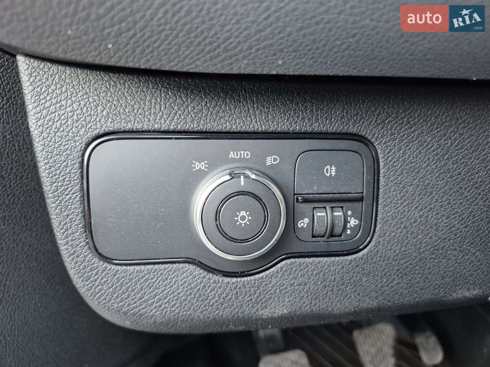 Mercedes-Benz Sprinter 2019 VIN WDB9076351P163894 фото оголошення 28 з 51