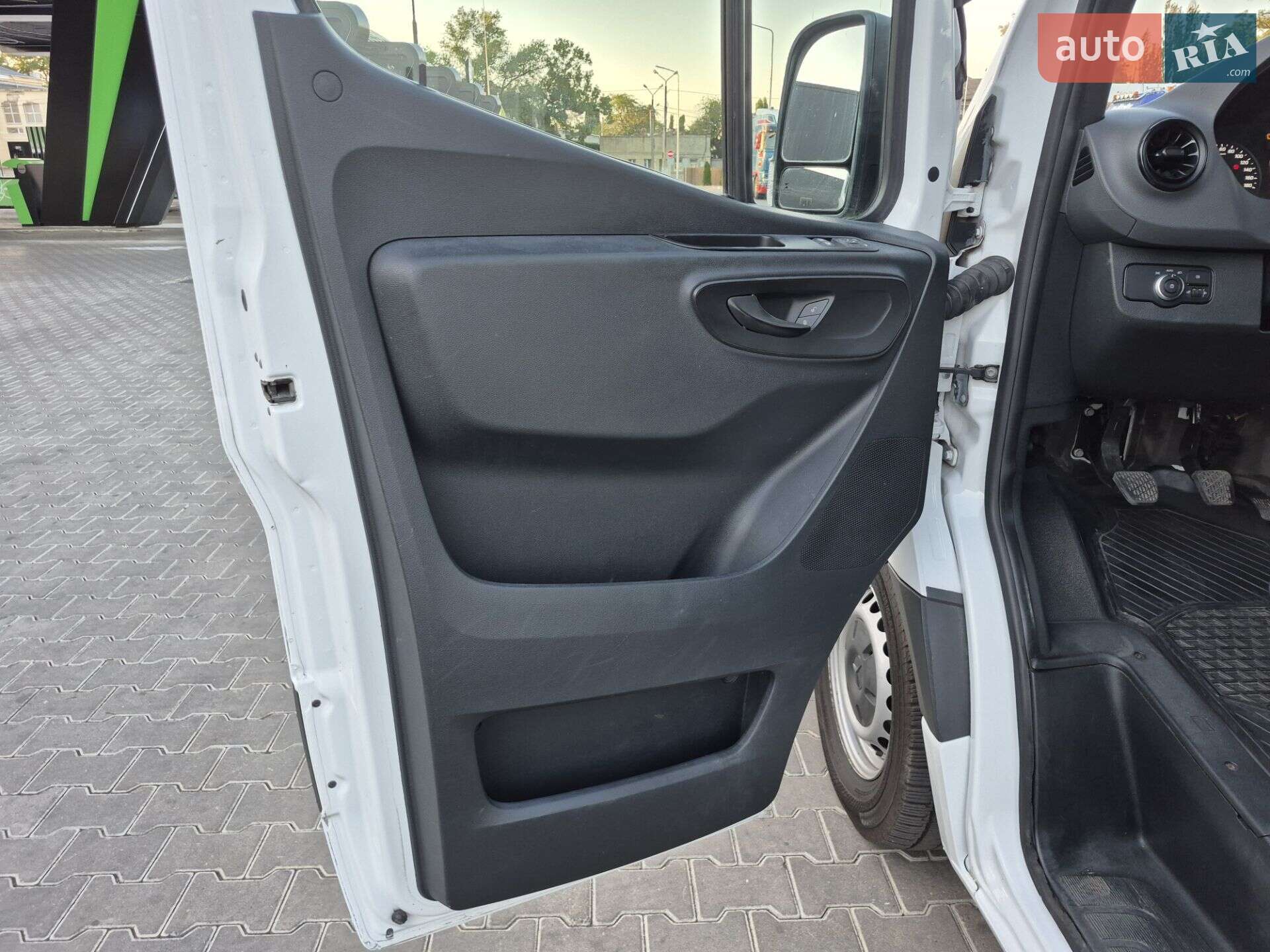 Mercedes-Benz Sprinter 2019 VIN WDB9076351P163894 фото оголошення 40 з 51