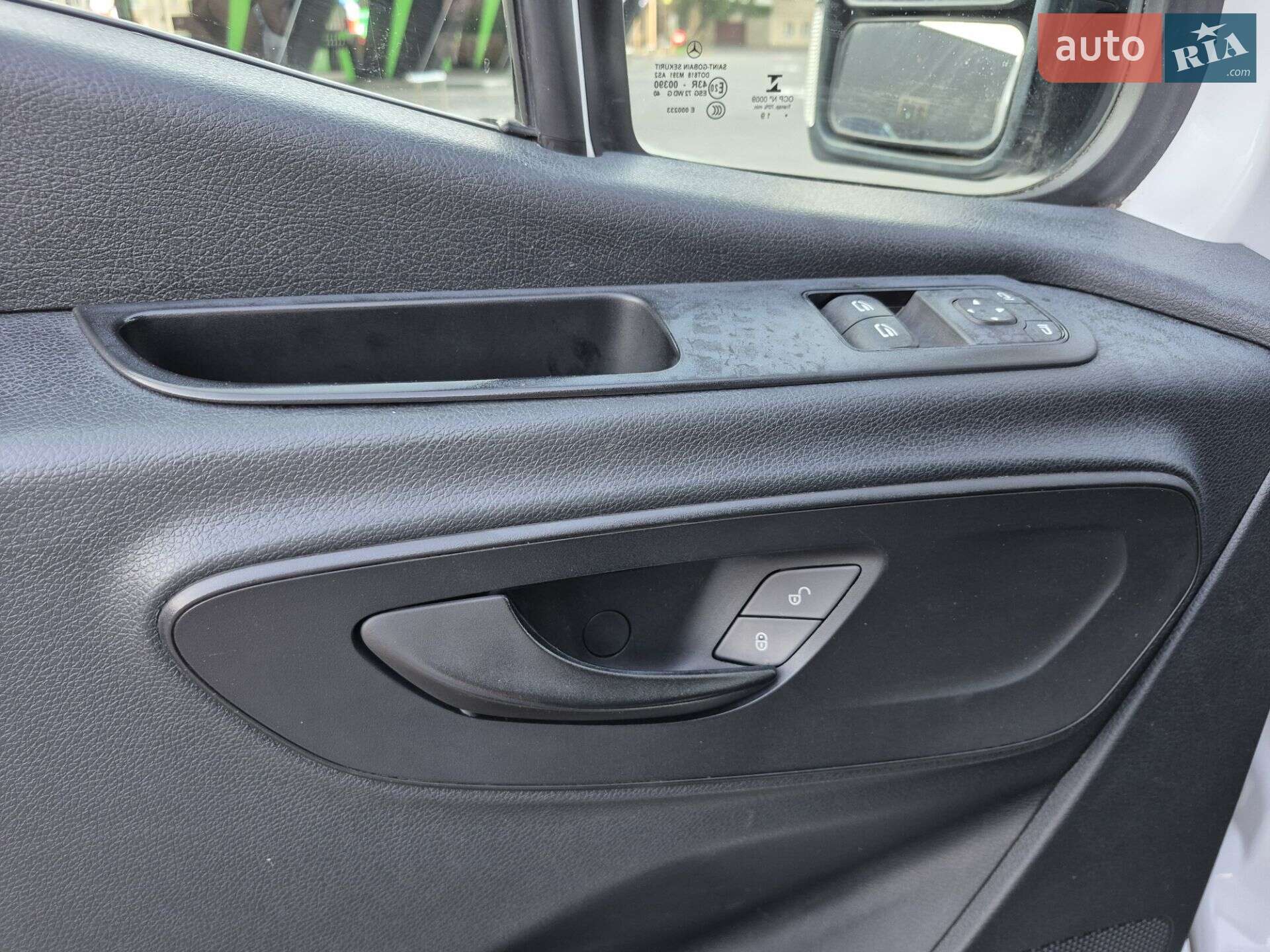 Mercedes-Benz Sprinter 2019 VIN WDB9076351P163894 фото оголошення 47 з 51
