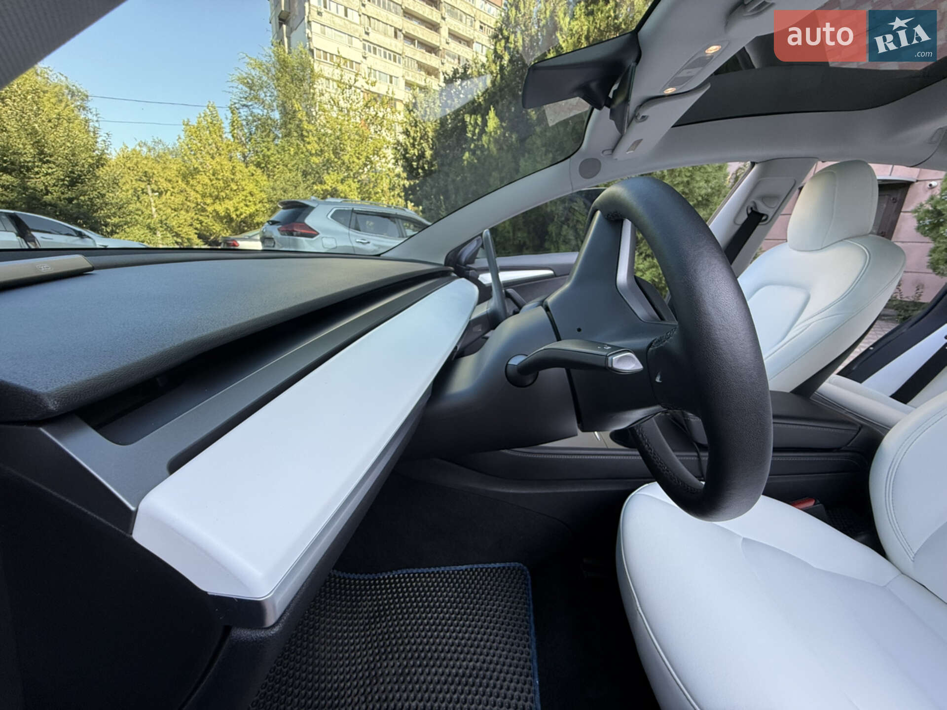 Tesla Model 3 2022 VIN 5YJ3E1EA9NF312607 фото оголошення 4 з 32