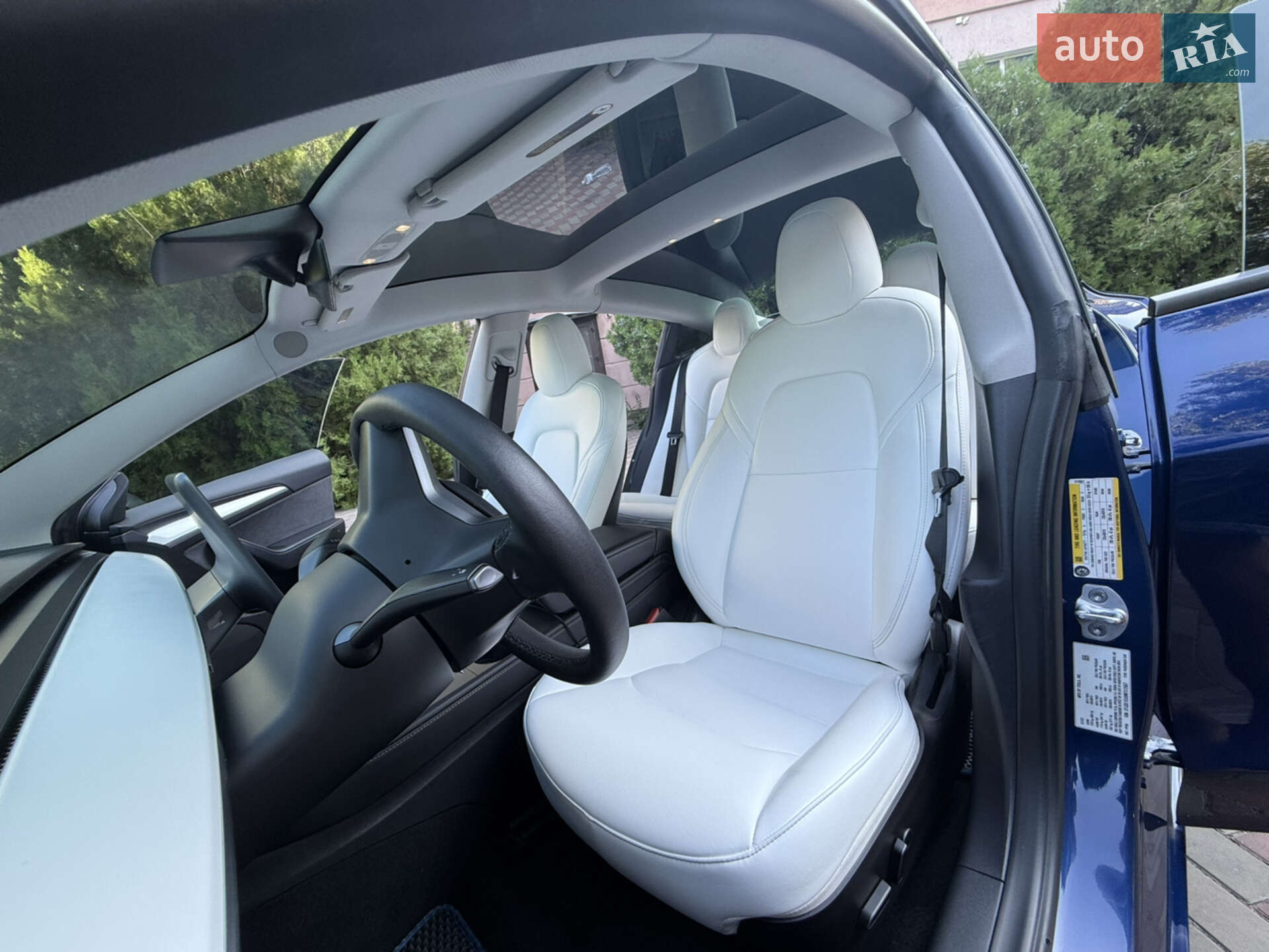 Tesla Model 3 2022 VIN 5YJ3E1EA9NF312607 фото оголошення 8 з 32