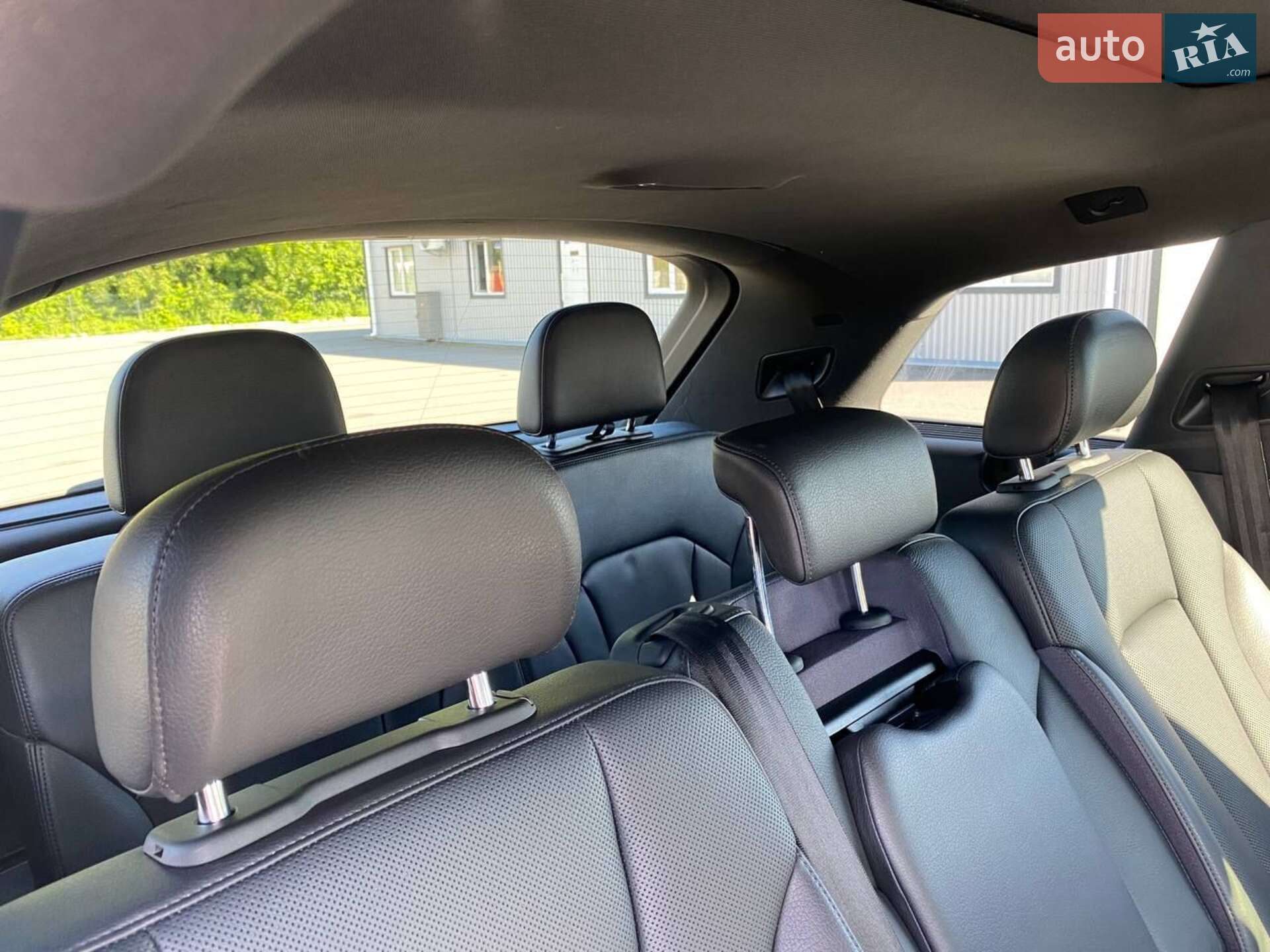 Audi Q7 2016 VIN WA1LAAF72HD037893 фото оголошення 15 з 68