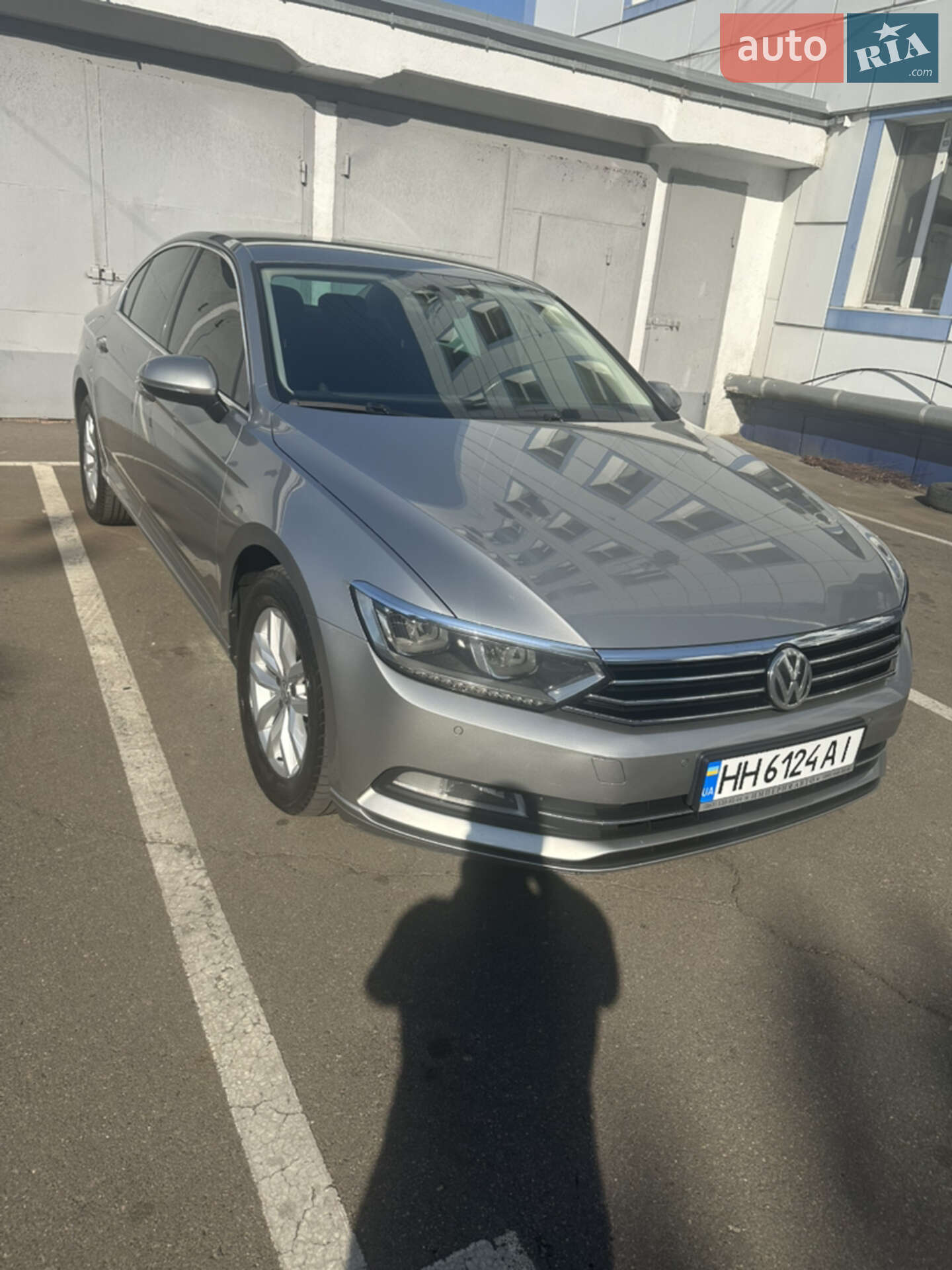 Volkswagen Passat 2016 VIN WVWZZZ3CZHE050630 фото оголошення 2 з 11