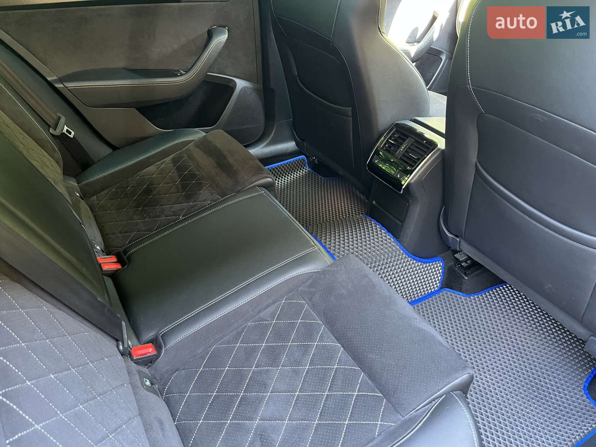 Skoda Superb 2020 VIN TMBLJ7NP0L7074930 фото оголошення 35 з 48