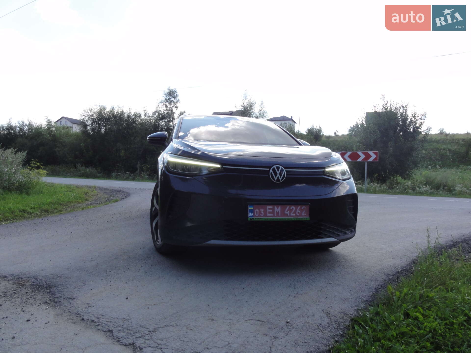 Volkswagen ID.4 2021 VIN WVGZZZE2ZMP011896 фото оголошення 3 з 26