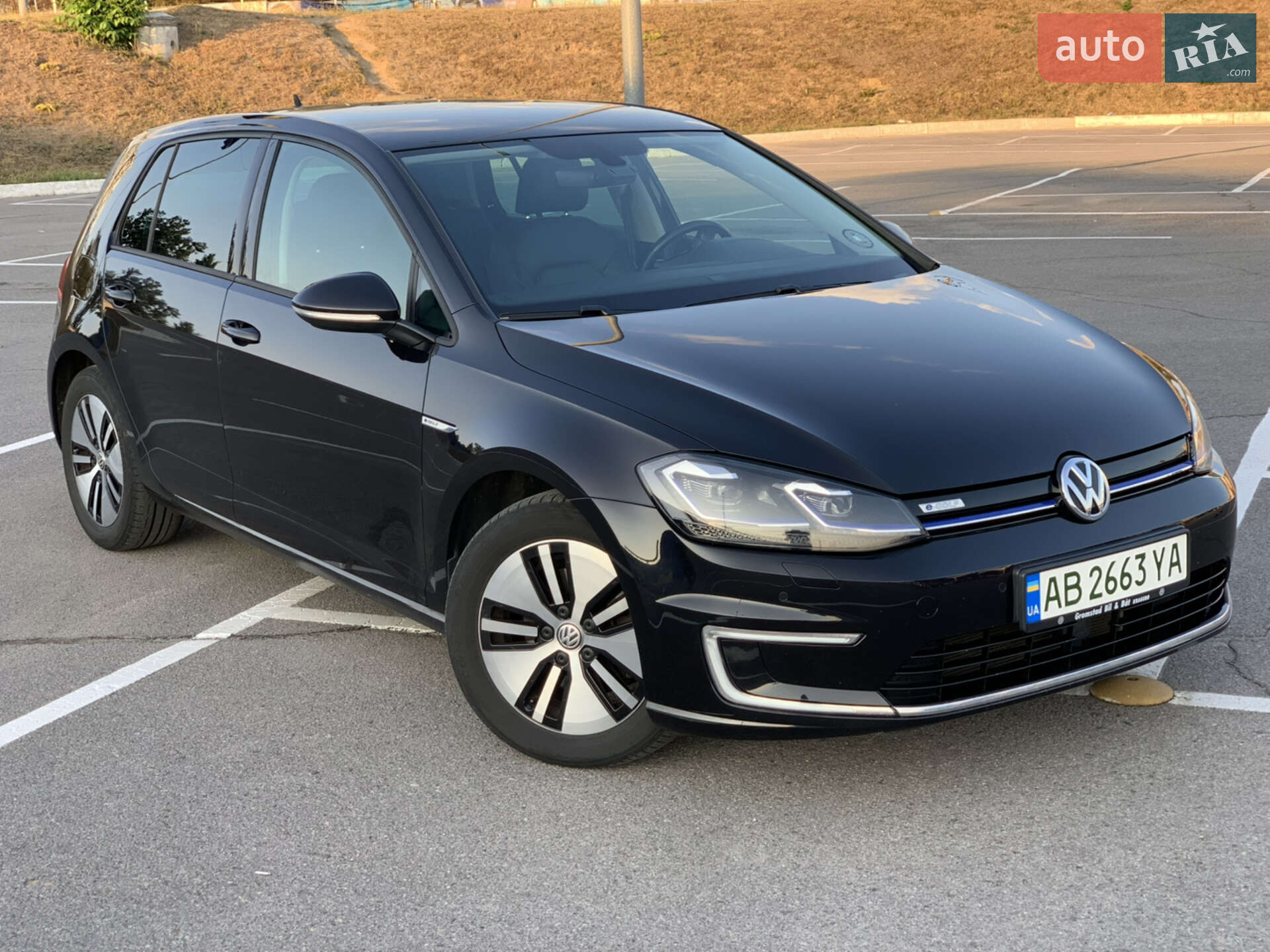 Volkswagen e-Golf 2017 VIN WVWZZZAUZH8950138 фото оголошення 5 з 30