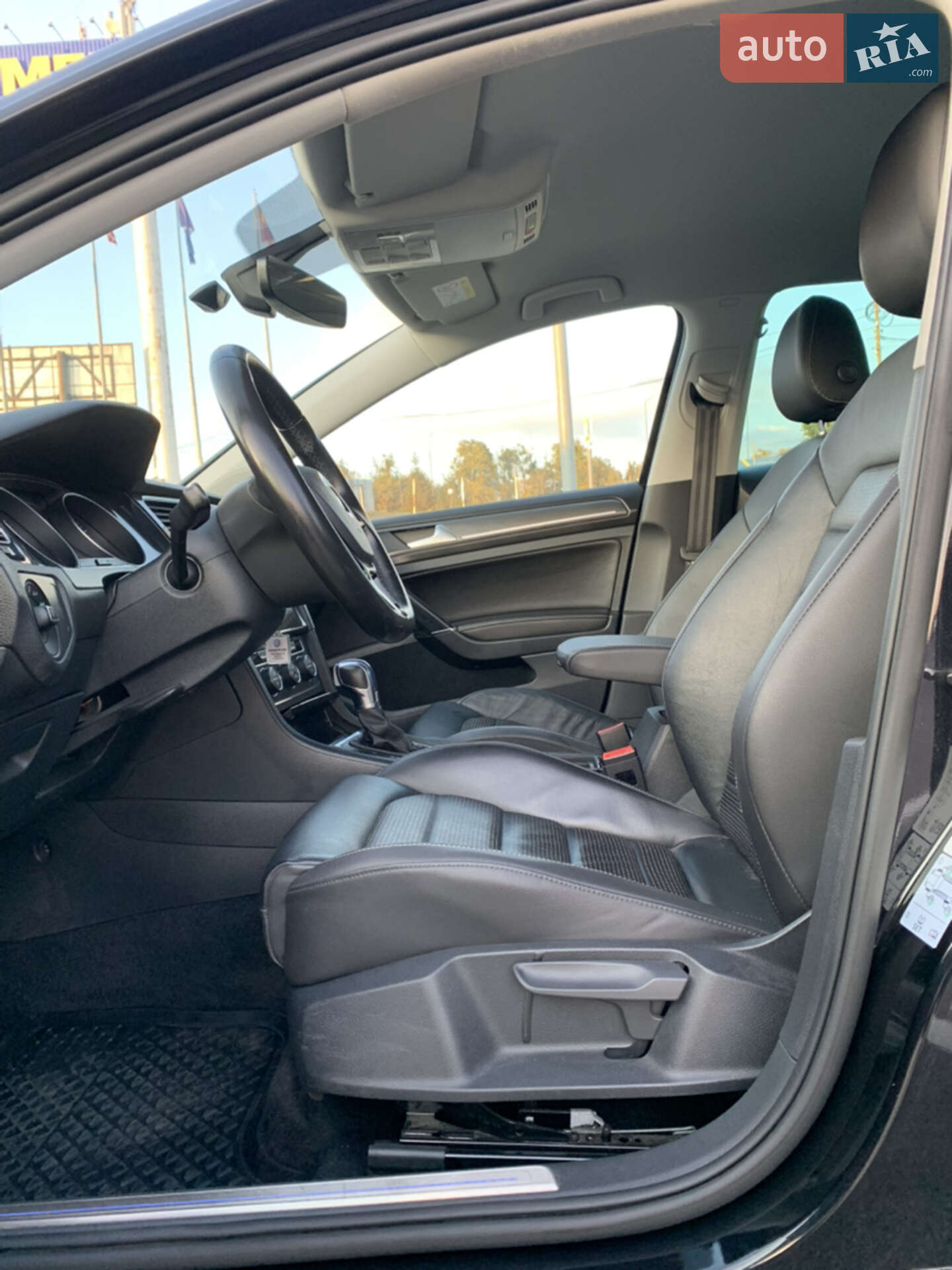Volkswagen e-Golf 2017 VIN WVWZZZAUZH8950138 фото оголошення 13 з 30