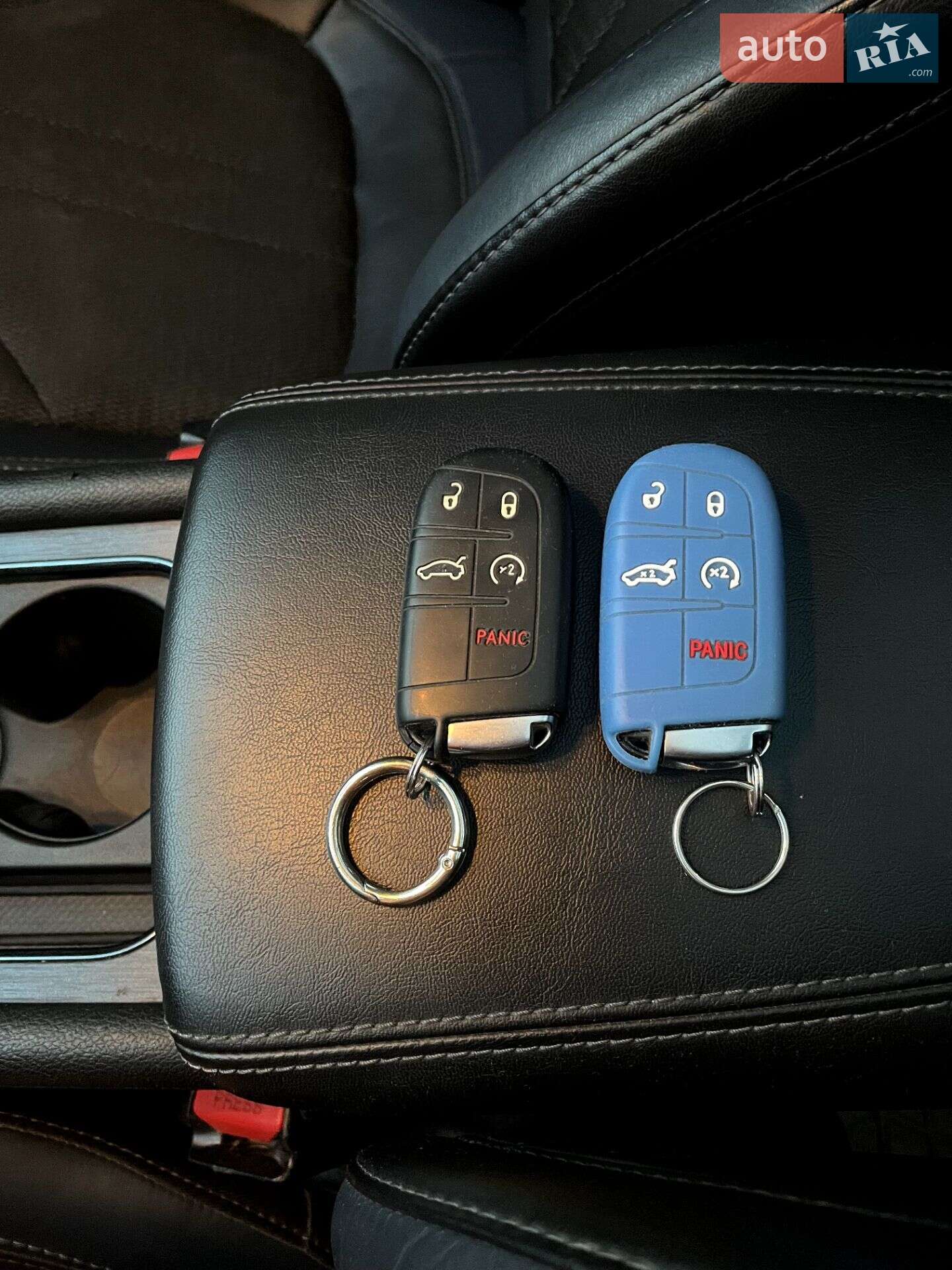 Chrysler 200 2015 VIN 1C3CCCBB4FN650955 фото оголошення 42 з 44