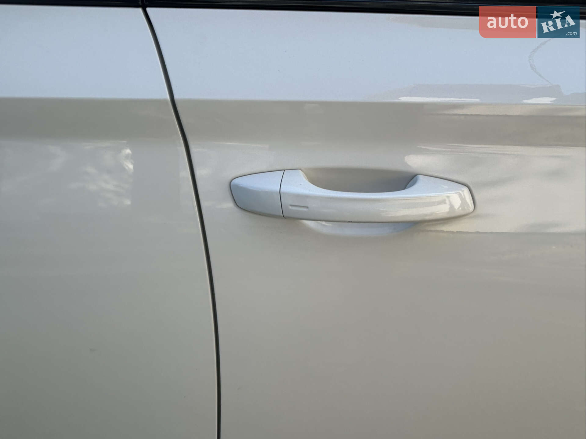 Skoda Superb 2018 VIN TMBAH7NP8K7024603 фото оголошення 3 з 21