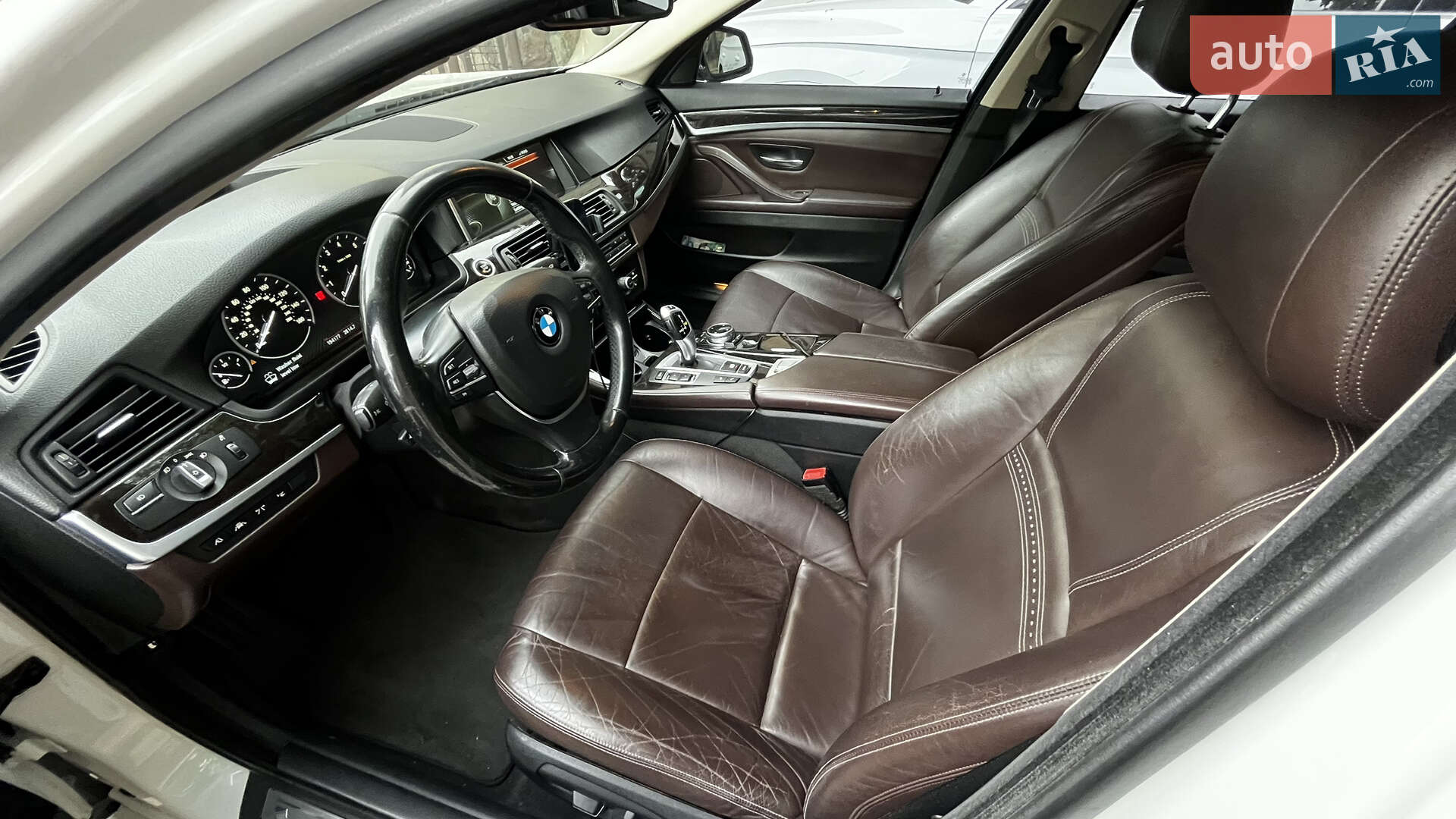 BMW 5 Series 2013 VIN WBA5B1C54ED477847 фото оголошення 6 з 9